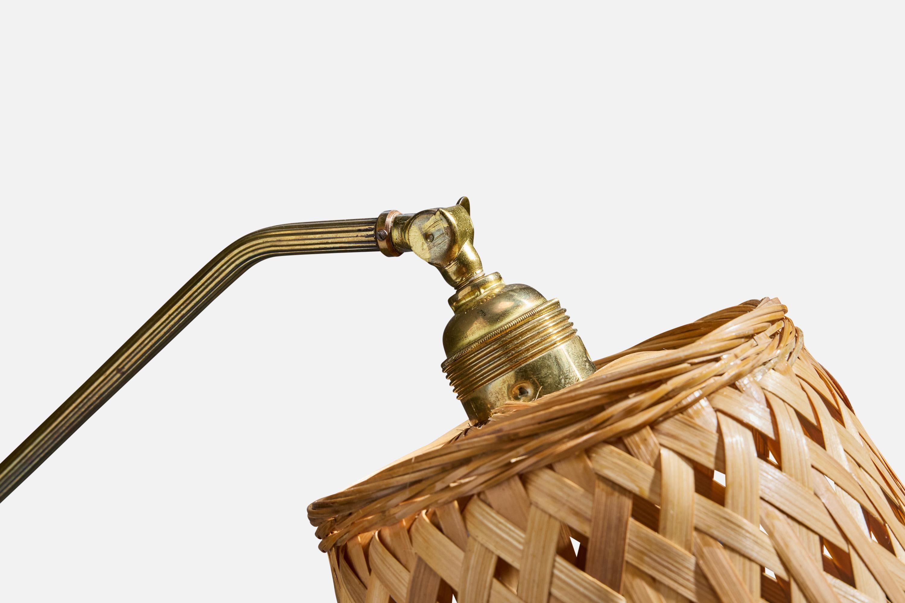 Designer danese, lampada da parete, ottone, rattan, Danimarca, anni '1950 in vendita 1