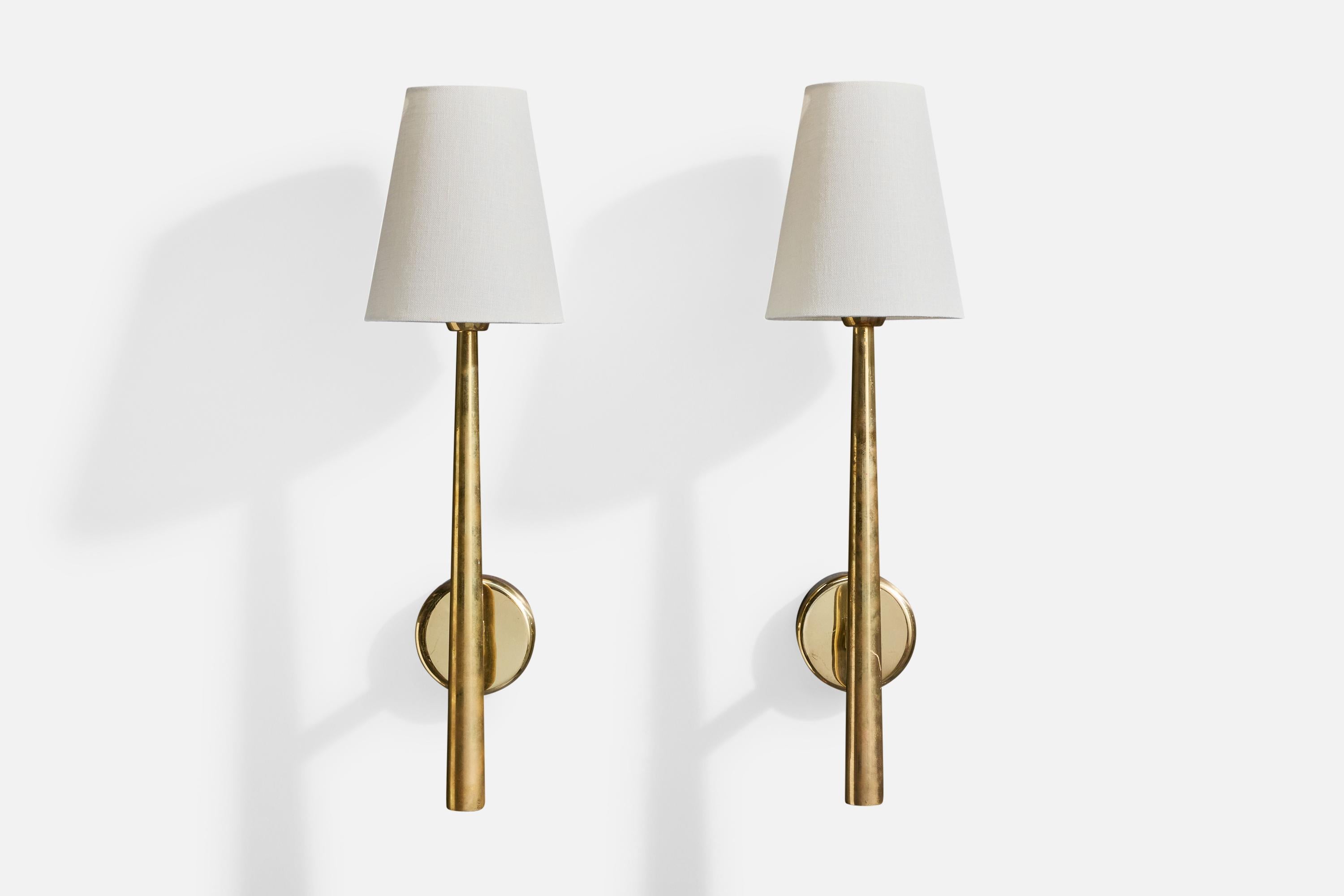 Mid-Century Modern Designer danois, Lights murales, laiton, tissu, Danemark, années 1950 en vente