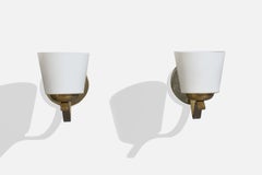 Diseñador danés, apliques de pared, latón, cristal, Dinamarca, años 1930