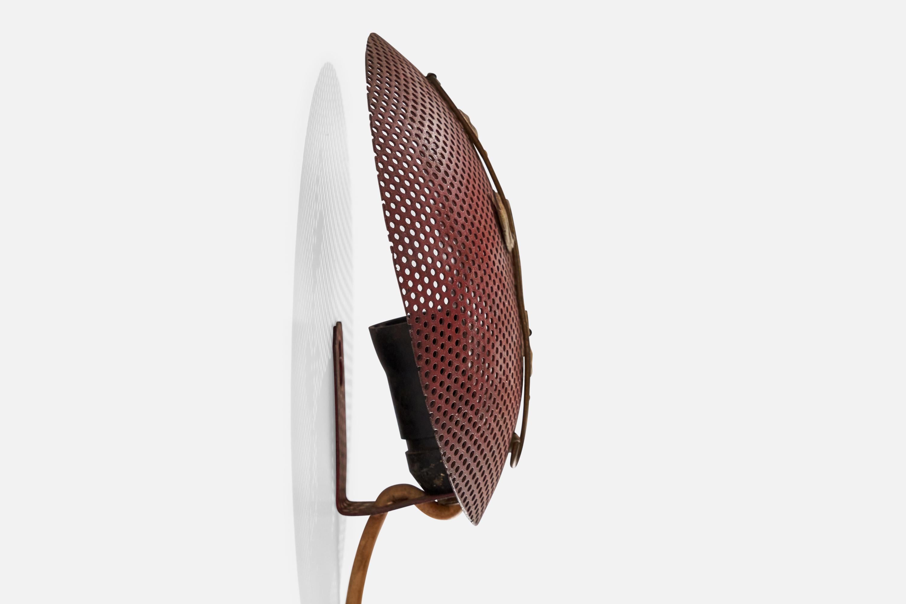 Milieu du XXe siècle Design/One, Lights, laiton, métal, Danemark, années 1940 en vente