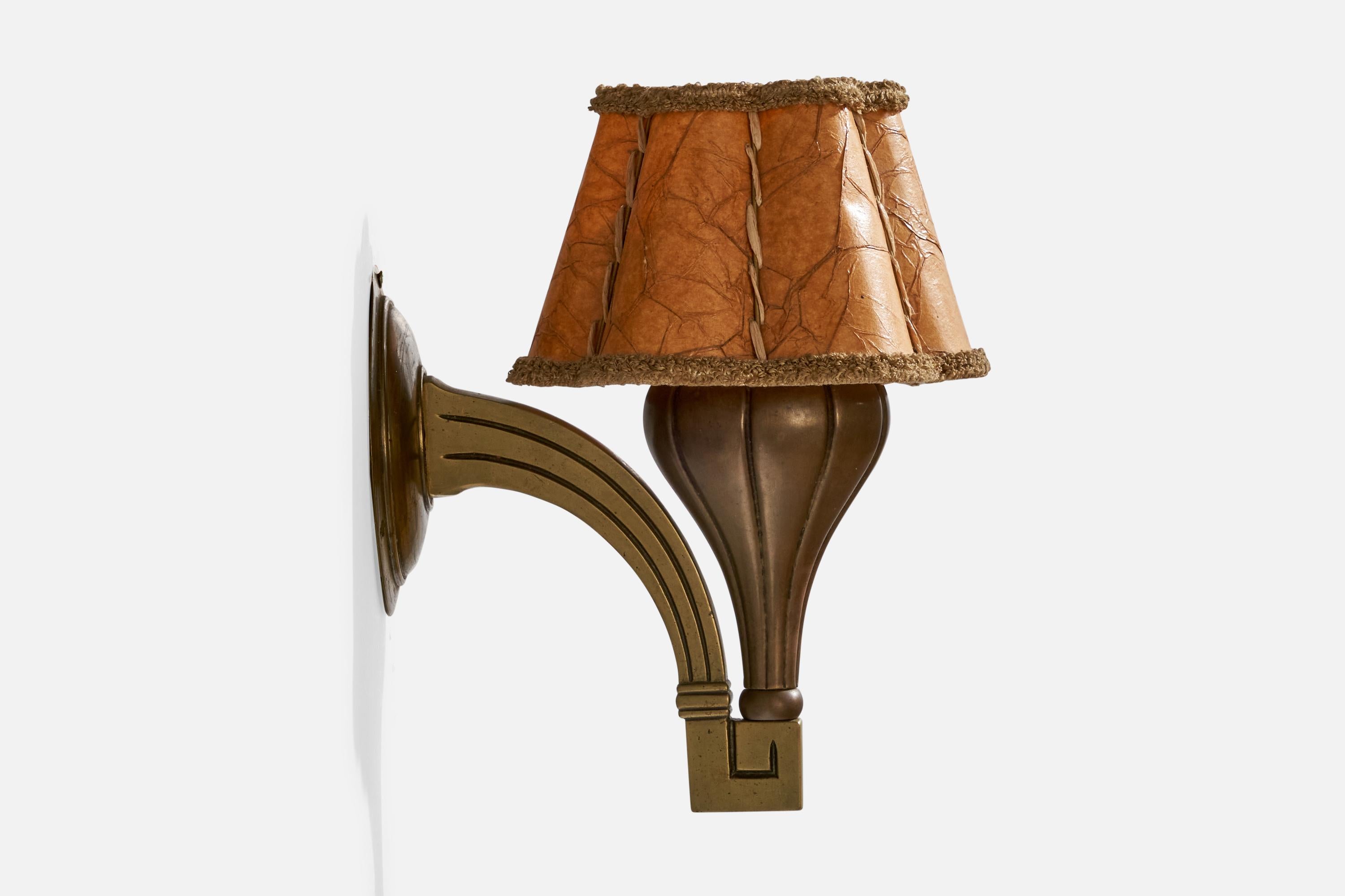 Milieu du XXe siècle Design/One, Lights, Bronze, Parchemin, Danemark, années 1930 en vente