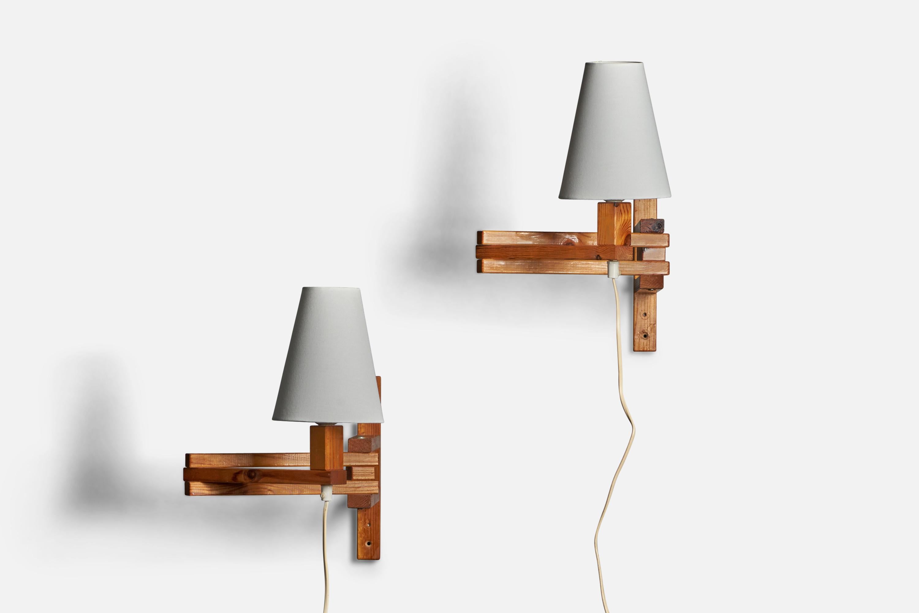 Mid-Century Modern Designer danois, Lights murales, pin, tissu, Danemark, années 1960 en vente