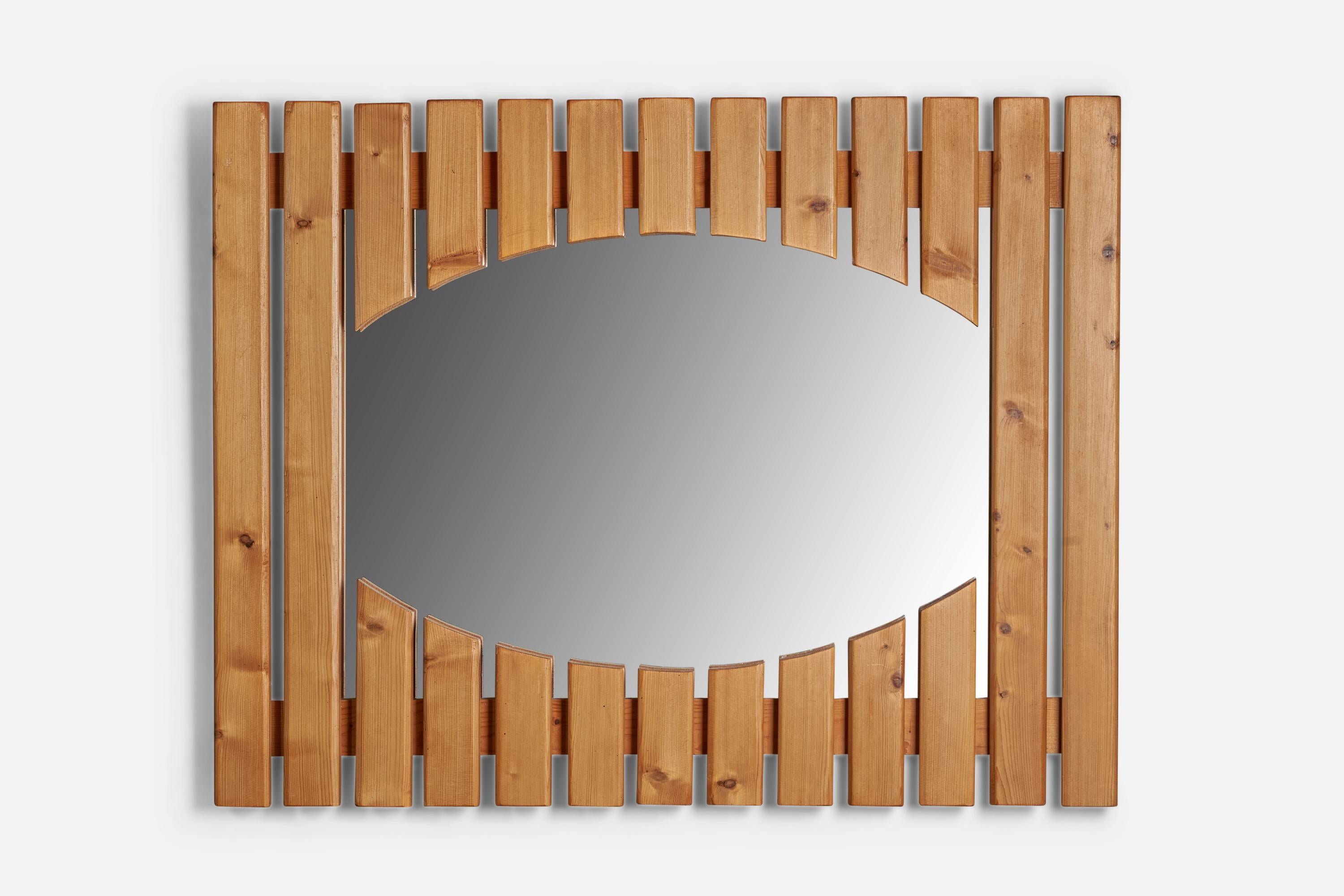 Danish Designer, Wall Mirror, Pine, Denmark, 1970s In Good Condition For Sale In High Point, NC