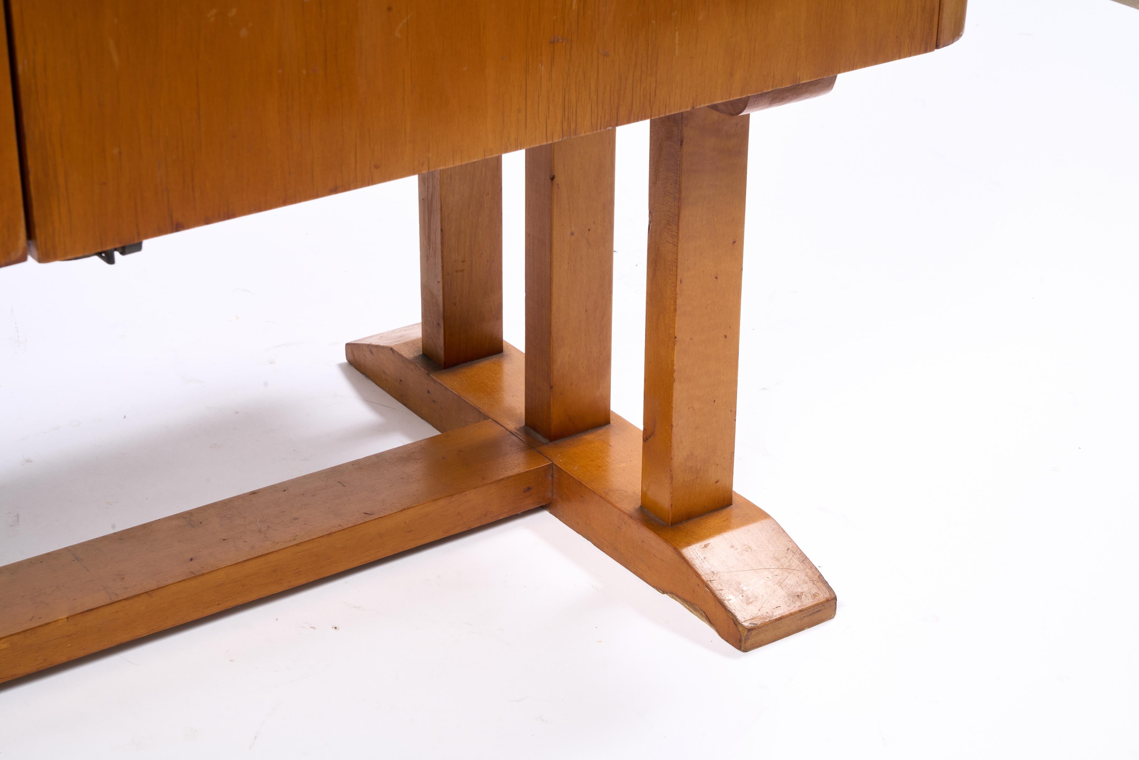 Designer danois, Coffre en bois attribué à Otto Faerge en vente 1