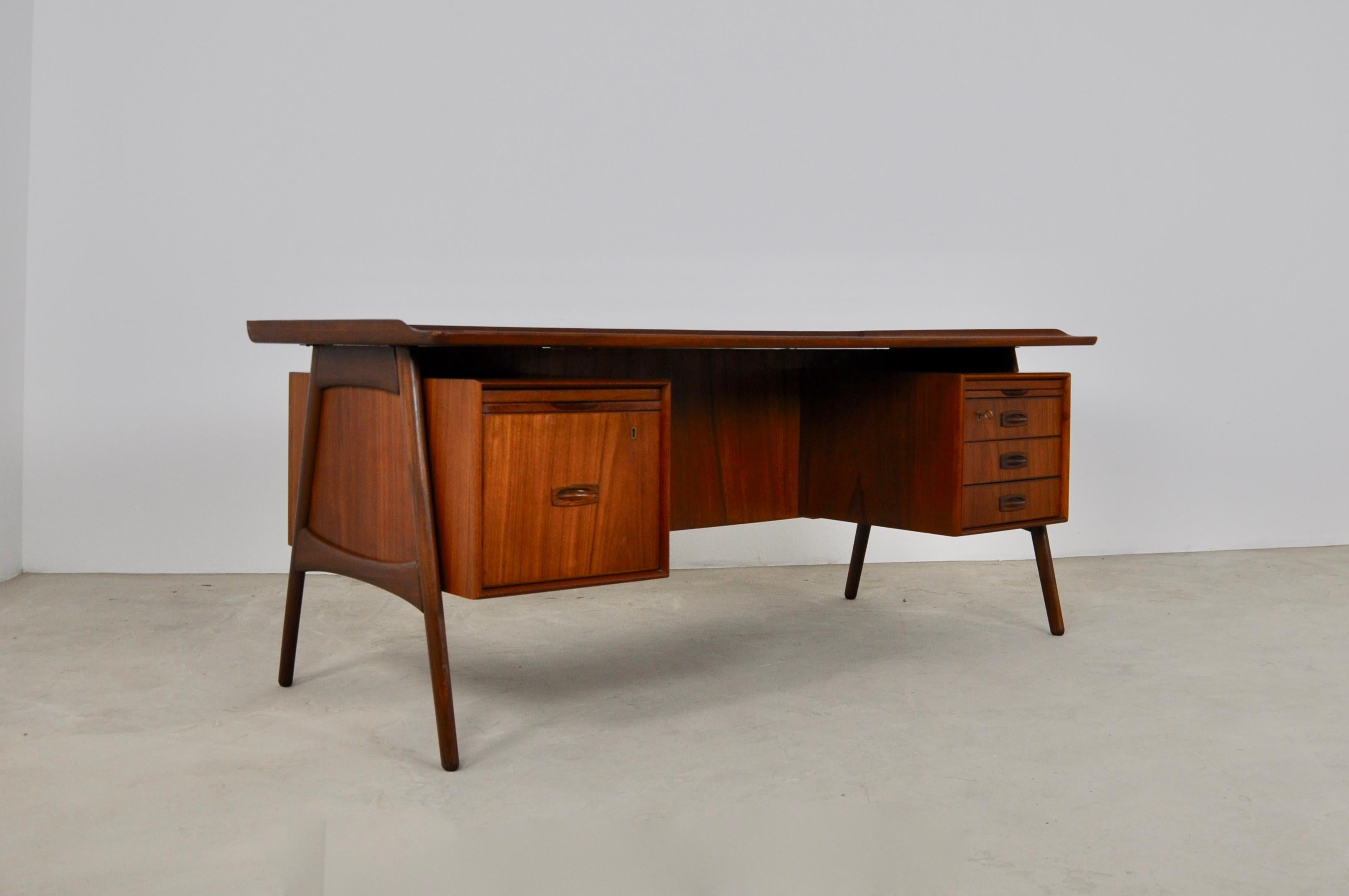 Danish Desk, 1960s In Good Condition In Lasne, BE