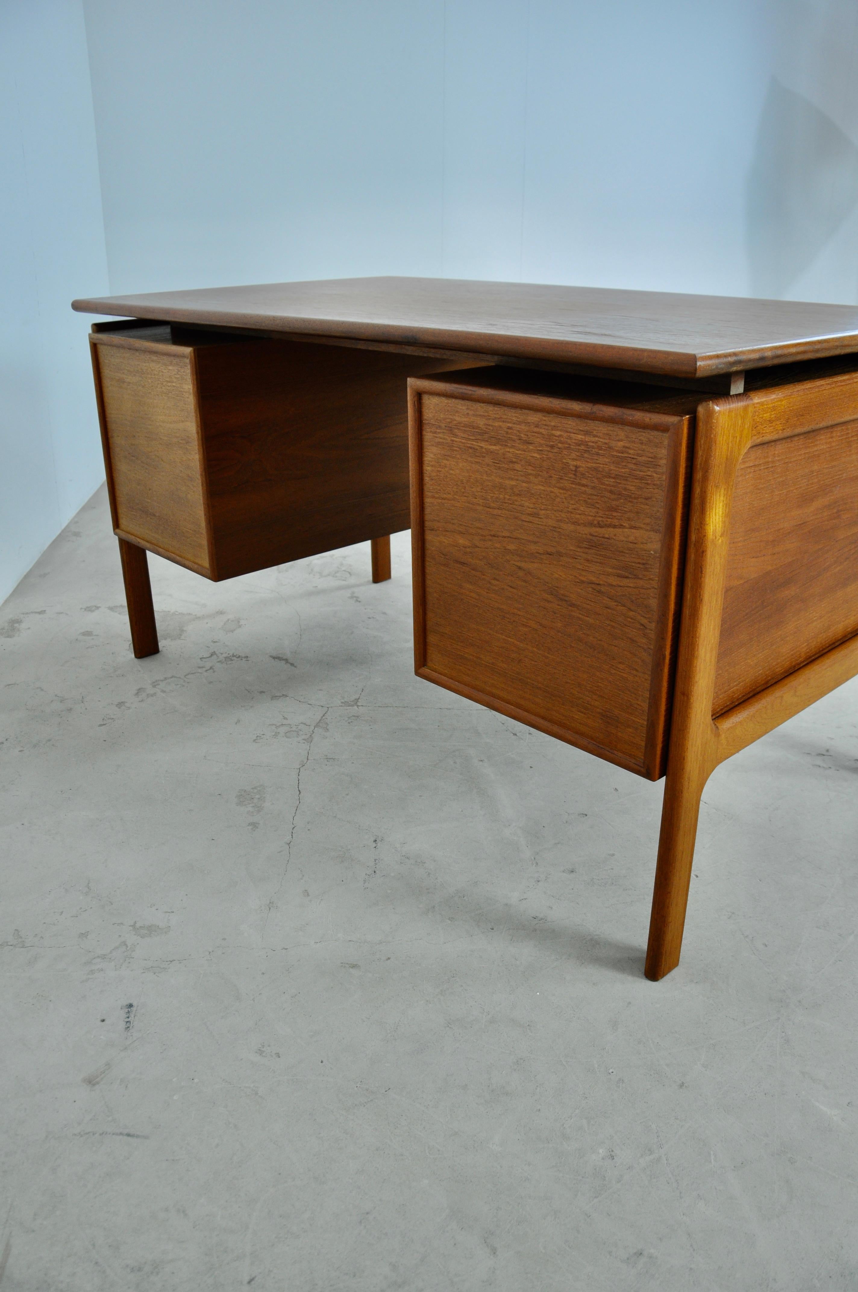 Danish Desk by Arne Vodder for GV Møbler, 1960s 2