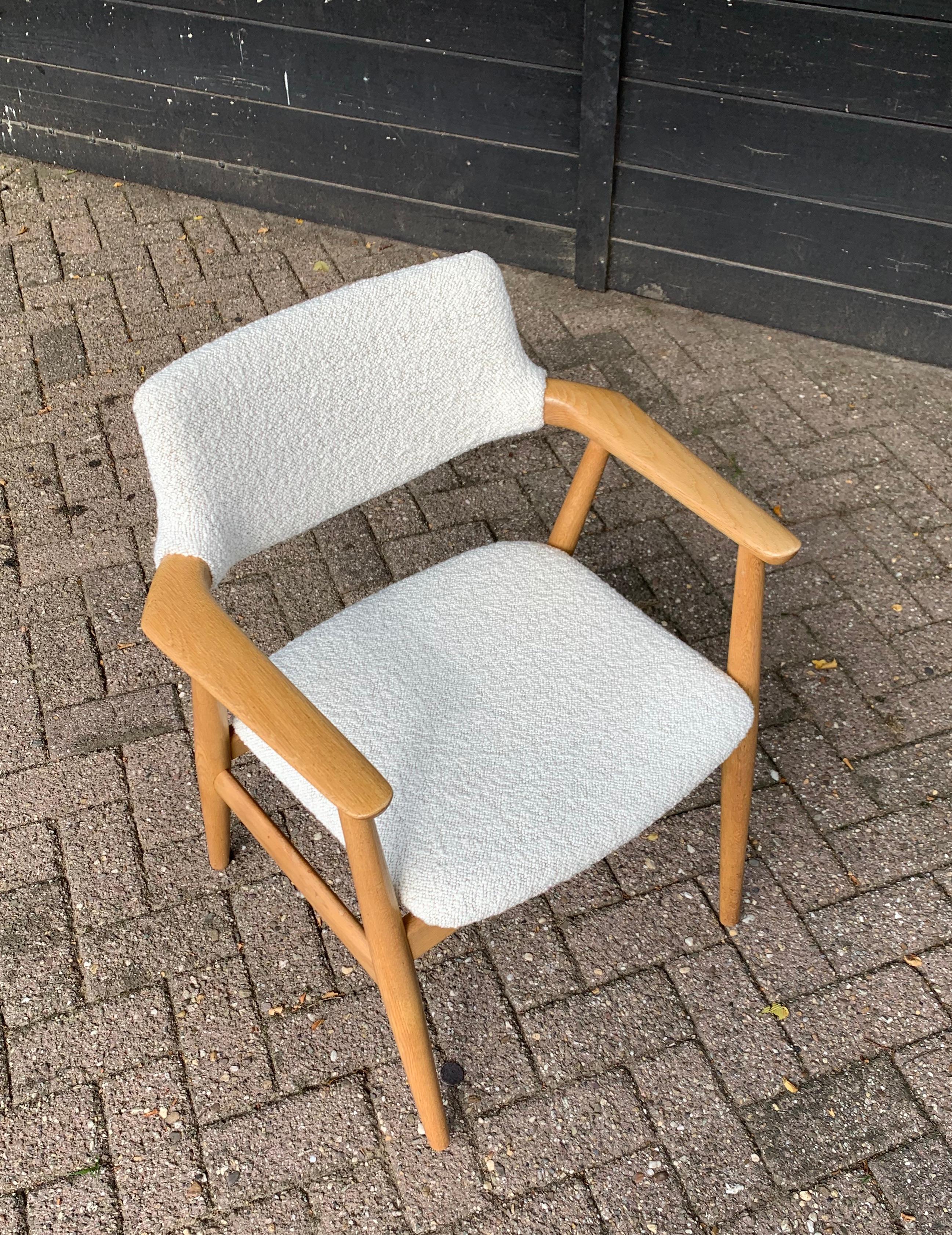 Svend Åge Eriksen Dining Arm Chairs, Glostrup - Dedar 'Karakorum' Bouclé Fabric 2