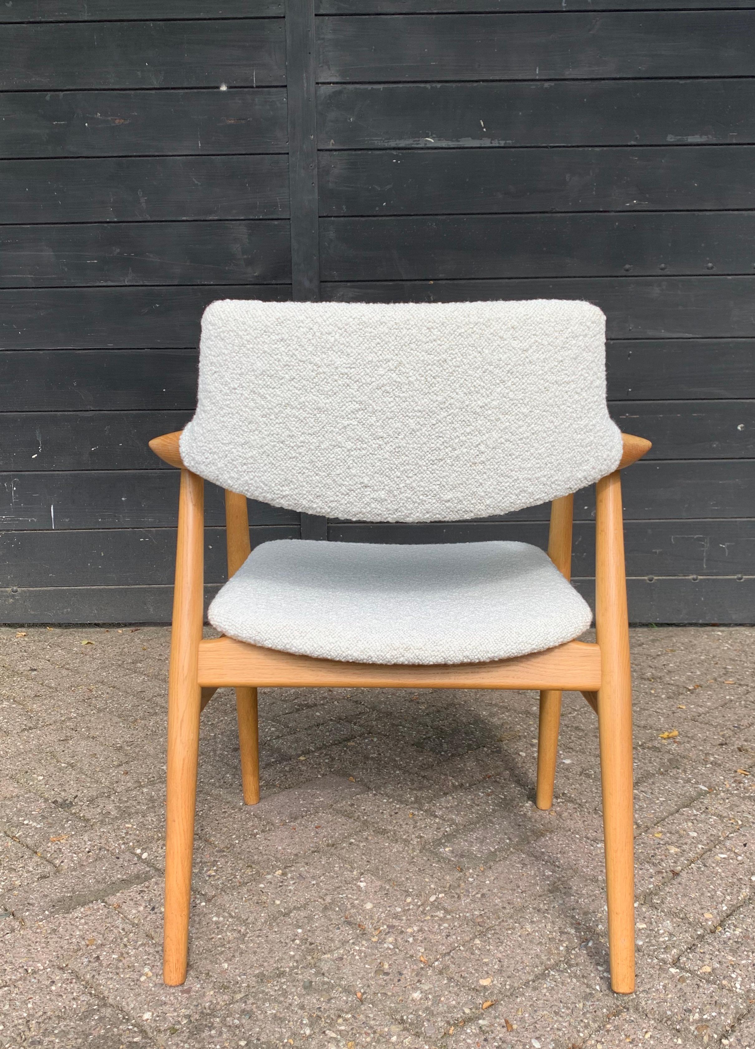Svend Åge Eriksen Dining Arm Chairs, Glostrup - Dedar 'Karakorum' Bouclé Fabric 3