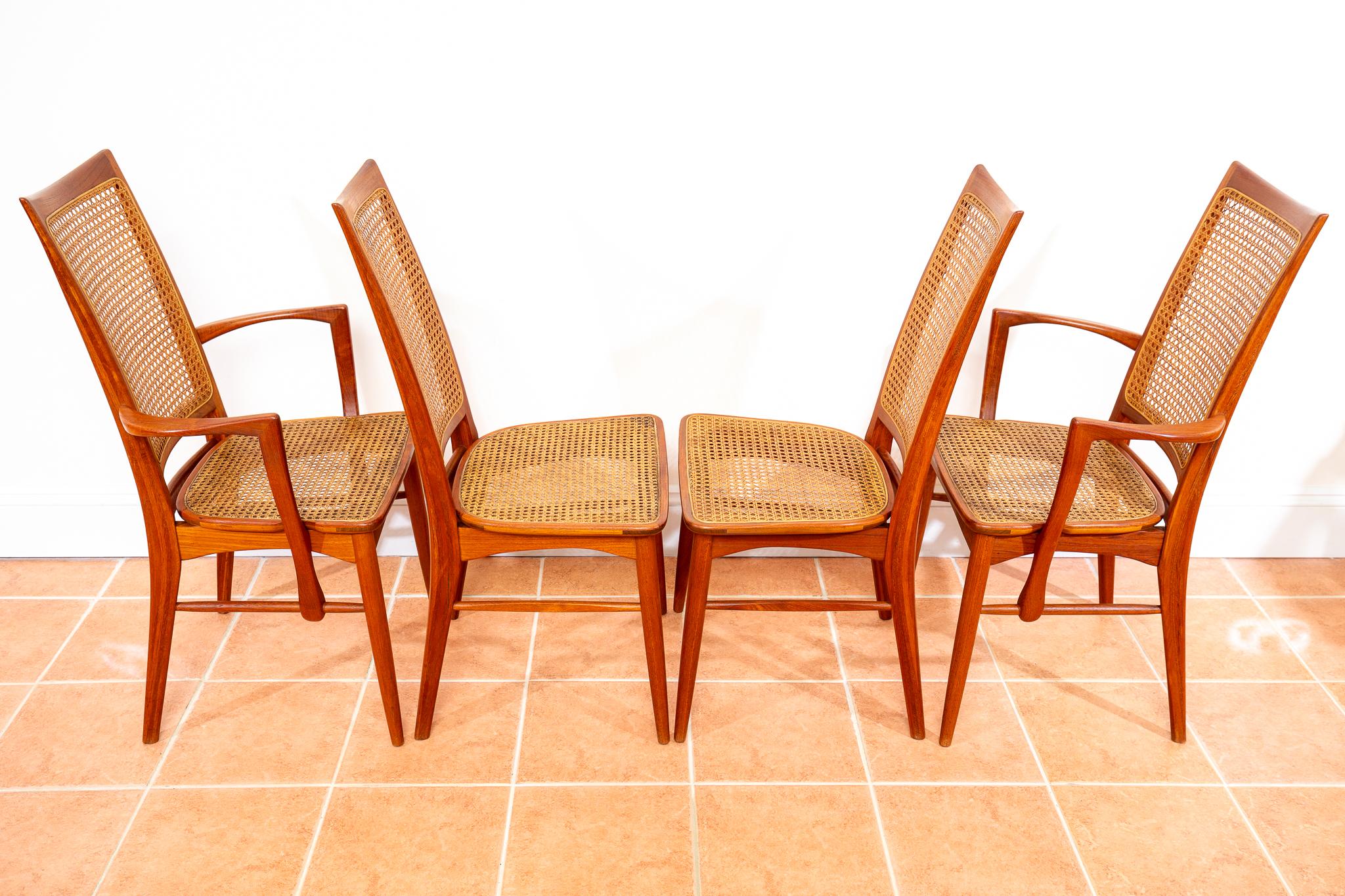 Sedie da pranzo danesi 1960 Teak Niels Koefoed Set di 4 Koefoeds Hornslet Rattan Cane in vendita 9