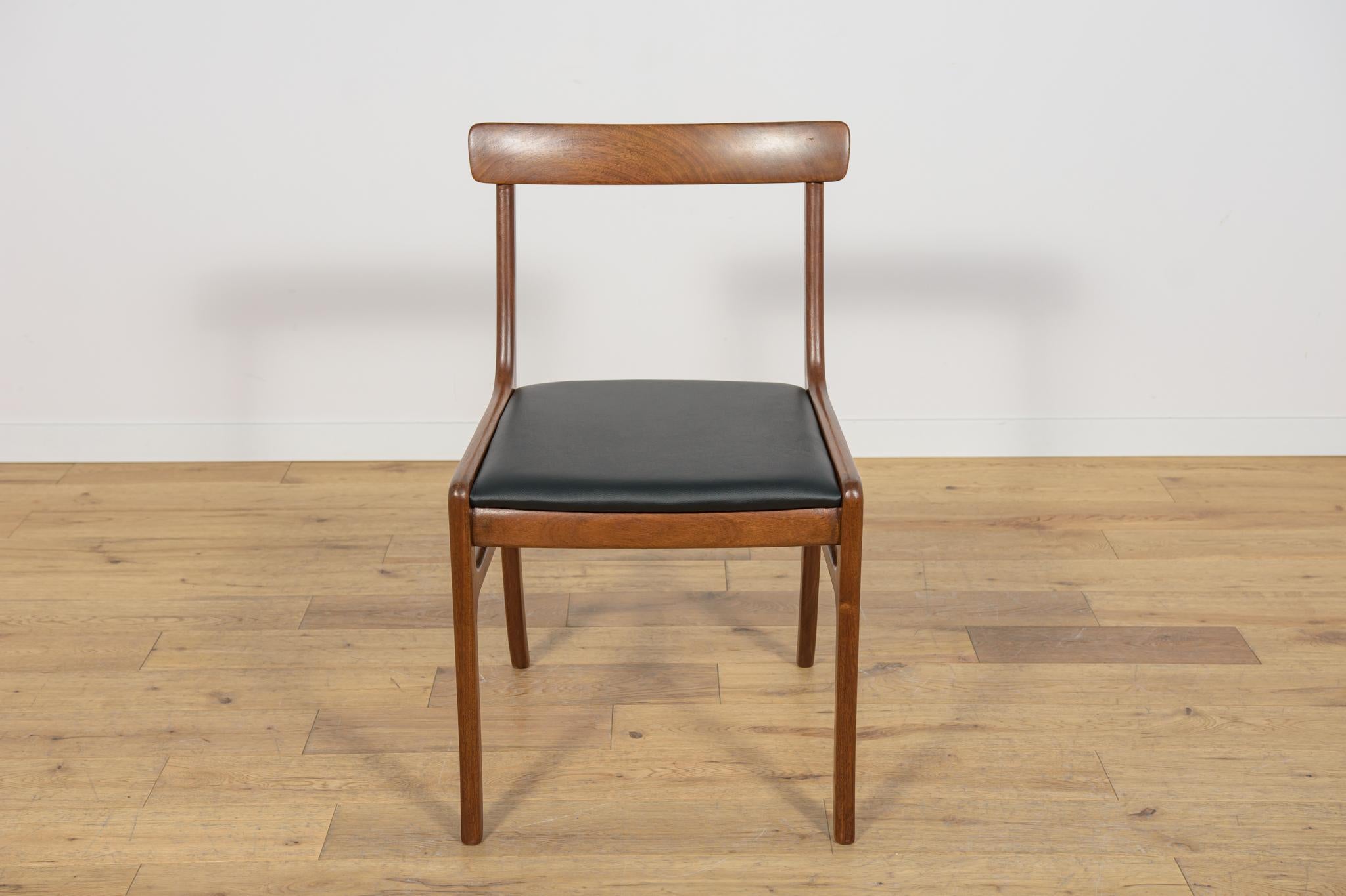 Danish Dining Chairs by Ole Wanscher for Poul Jeppesens Furniture Factory, 1960 For Sale 4