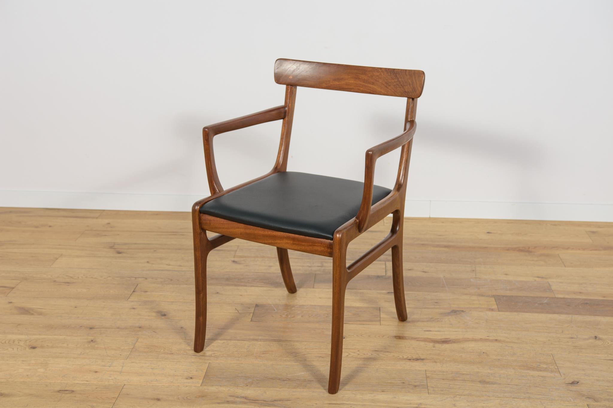 Leather Danish Dining Chairs by Ole Wanscher for Poul Jeppesens Furniture Factory, 1960 For Sale