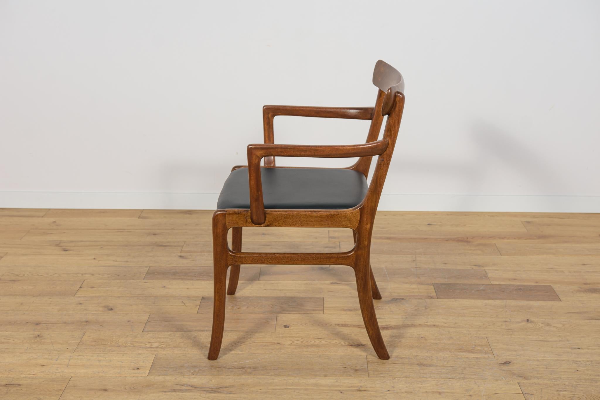 Danish Dining Chairs by Ole Wanscher for Poul Jeppesens Furniture Factory, 1960 For Sale 1