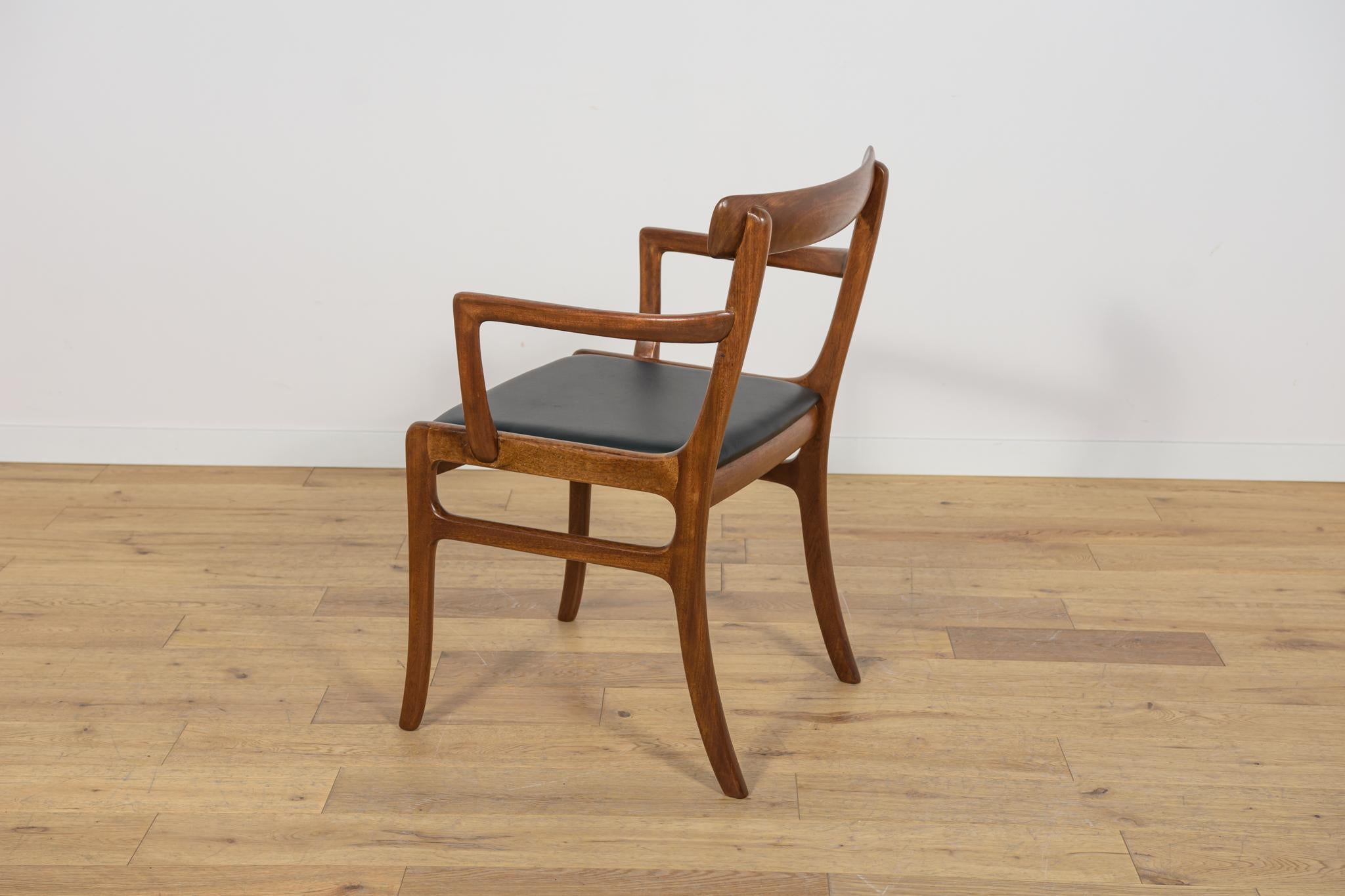 Danish Dining Chairs by Ole Wanscher for Poul Jeppesens Furniture Factory, 1960 For Sale 2