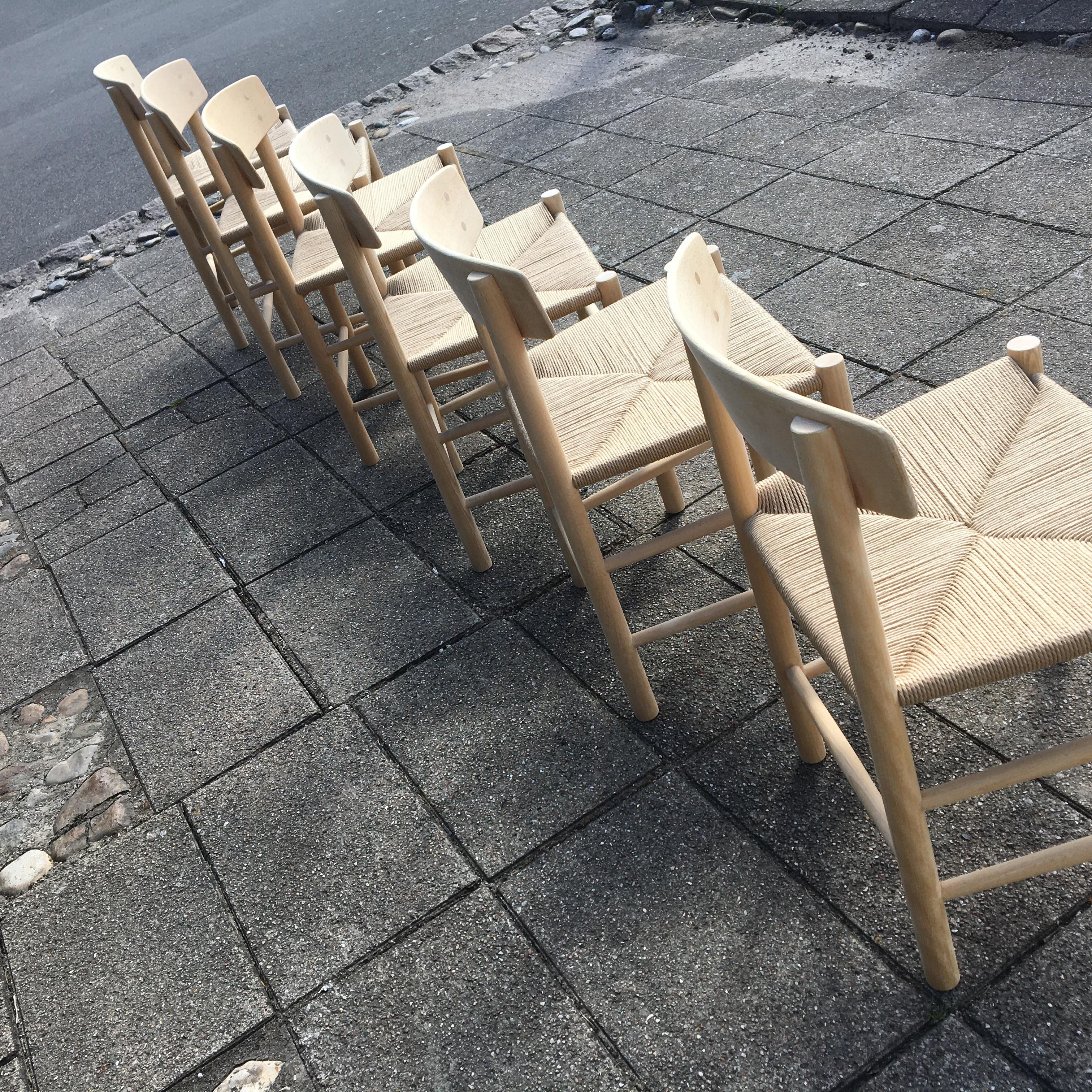 Danish Dining Chairs in Beech J 39 from Designer Børge Mogensen 5