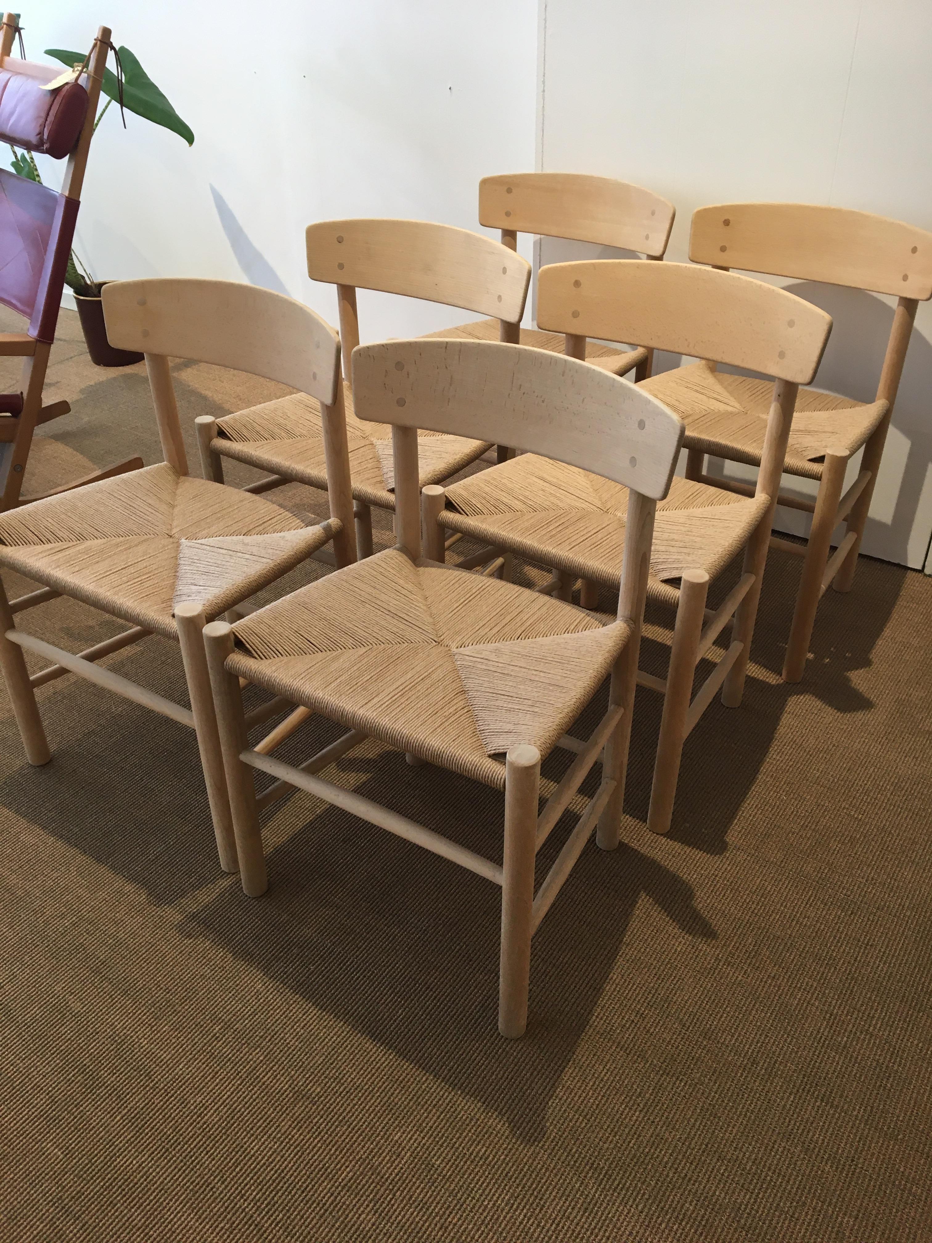 Mid-Century Modern Danish Dining Chairs in Beech J 39 from Designer Børge Mogensen