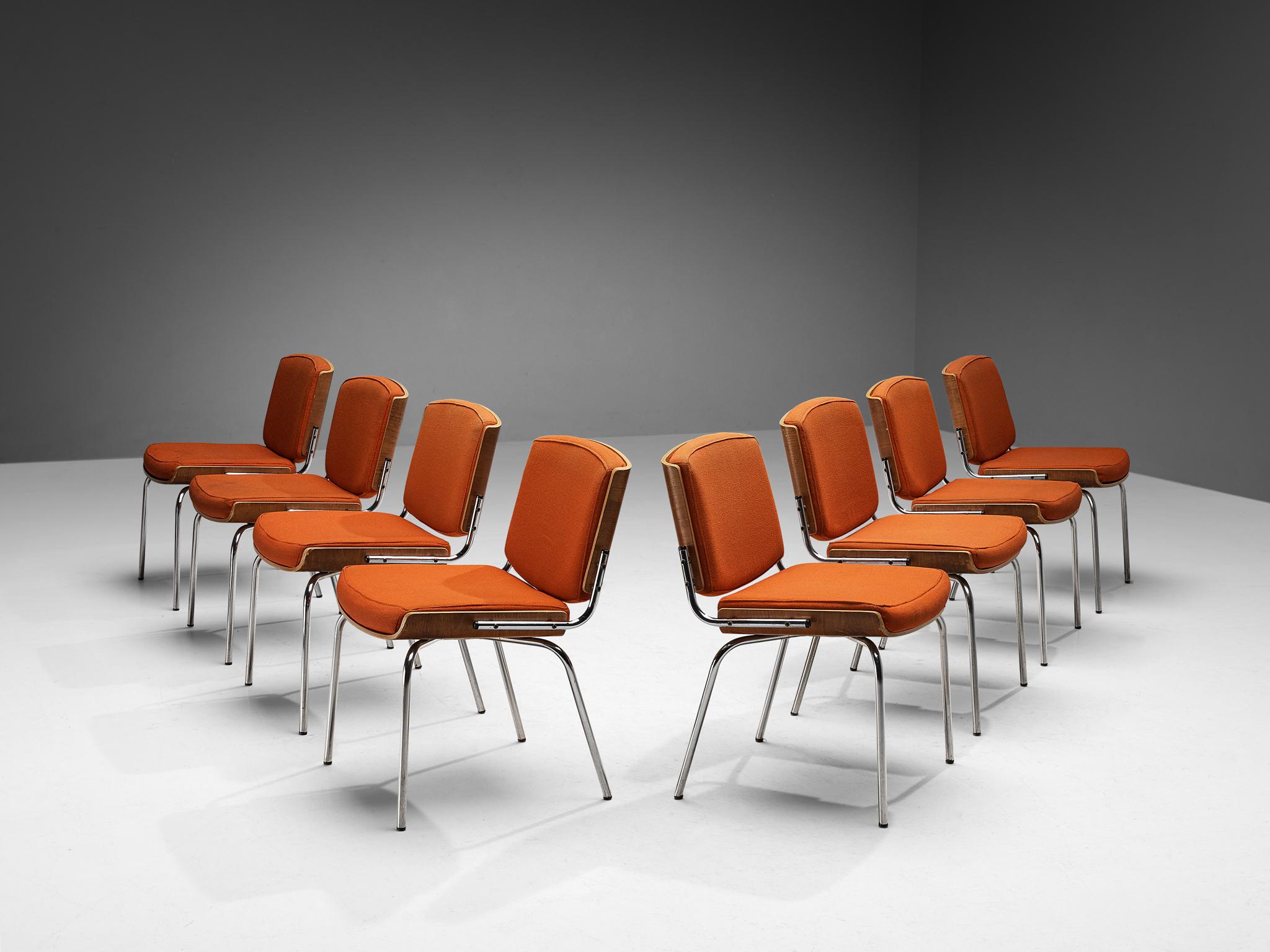 Duba Møbelindustri, dining chairs, bent plywood oak, chrome-plated metal, fabric Denmark, 1970s. 

Set of Danish dining chairs made in the 1970s. The whole construction of the frame is based on bent plywood, a material that is known for its