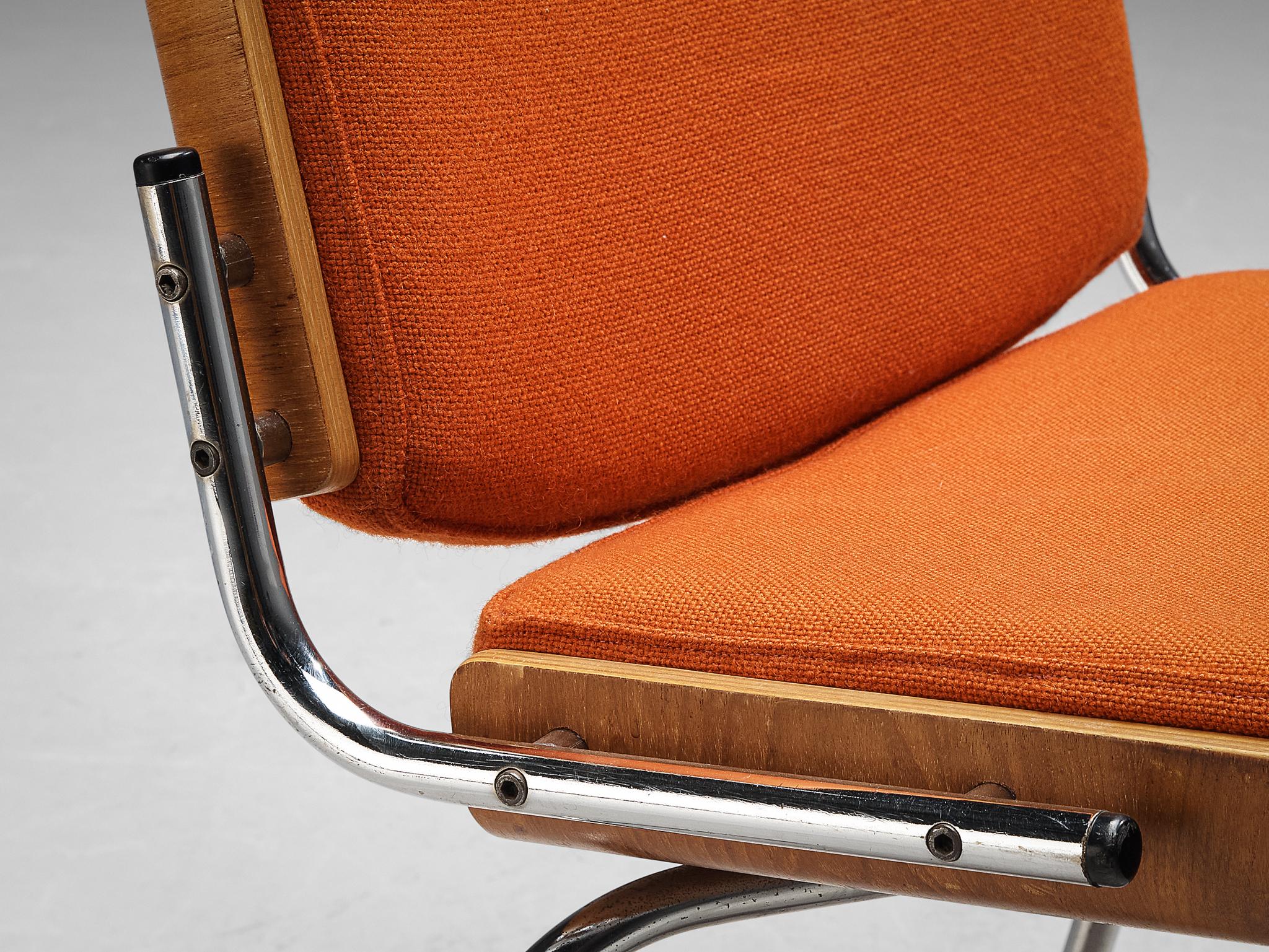 Danish Dining Chairs in Oak and Red Upholstery For Sale 3