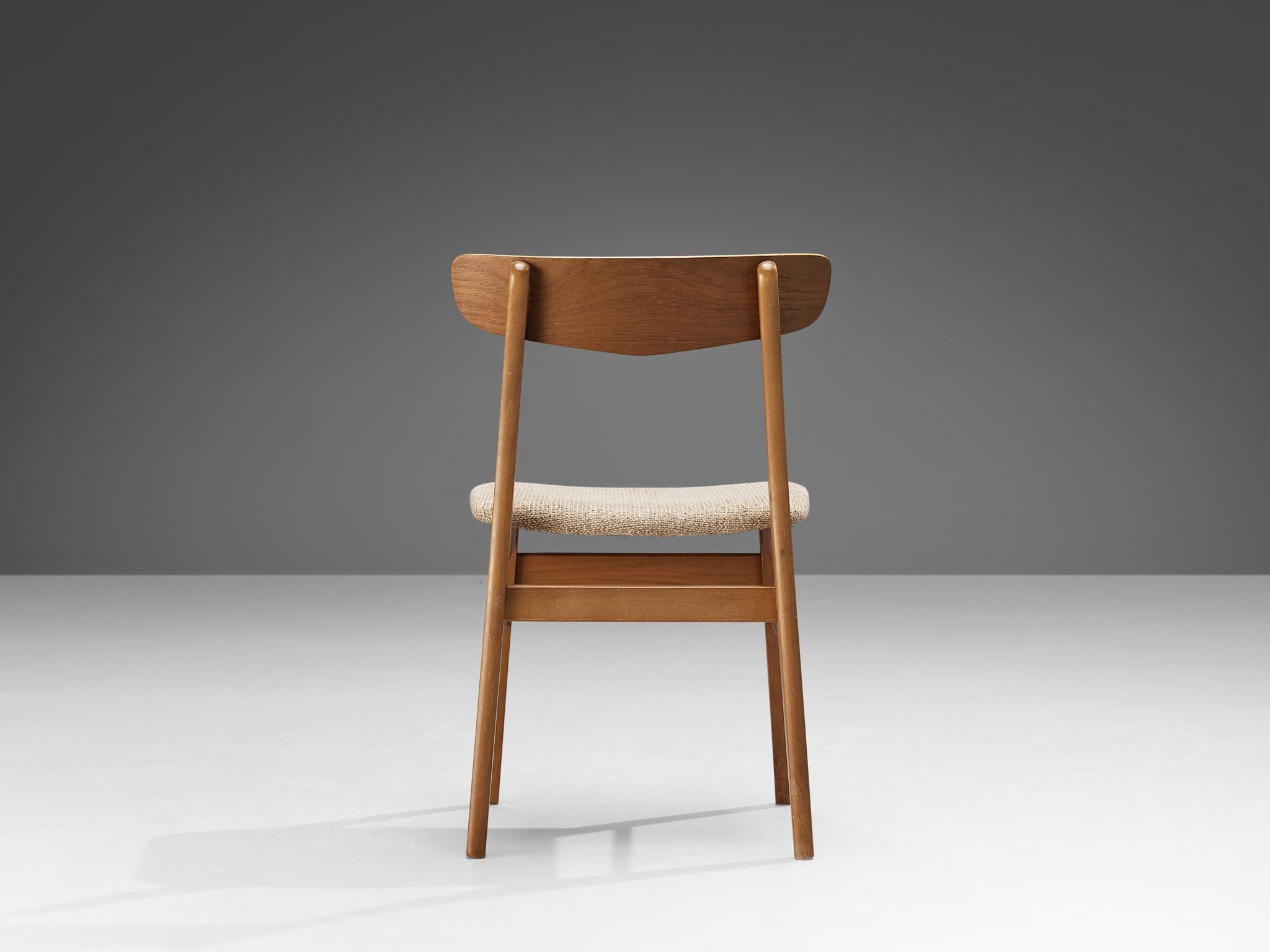 Scandinavian Modern Danish Dining Chairs in Teak and Beige Upholstery  For Sale