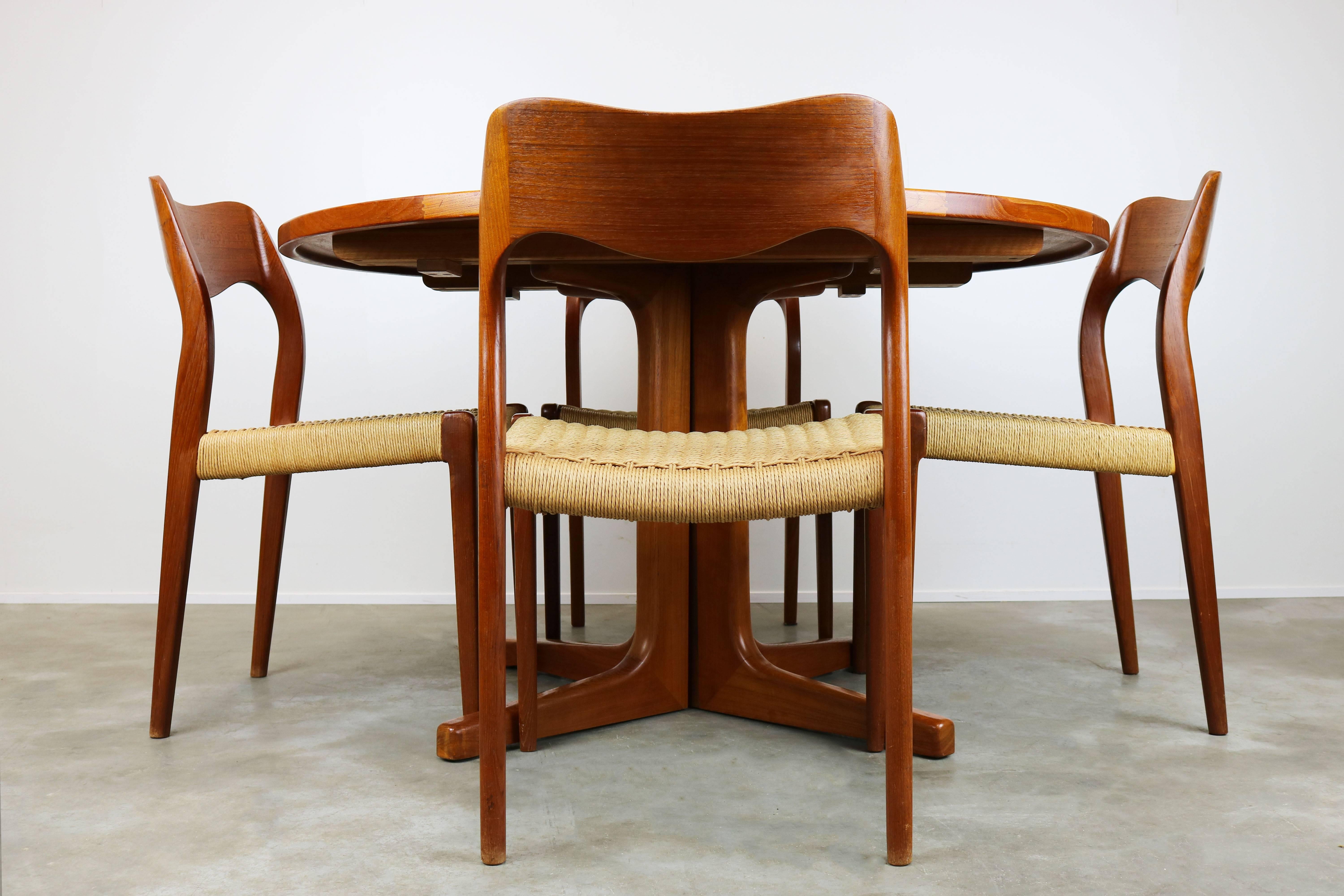 Danish Dining Room Set Model 71 Teak Papercord by Niels Otto Moller 1950 Brown 4