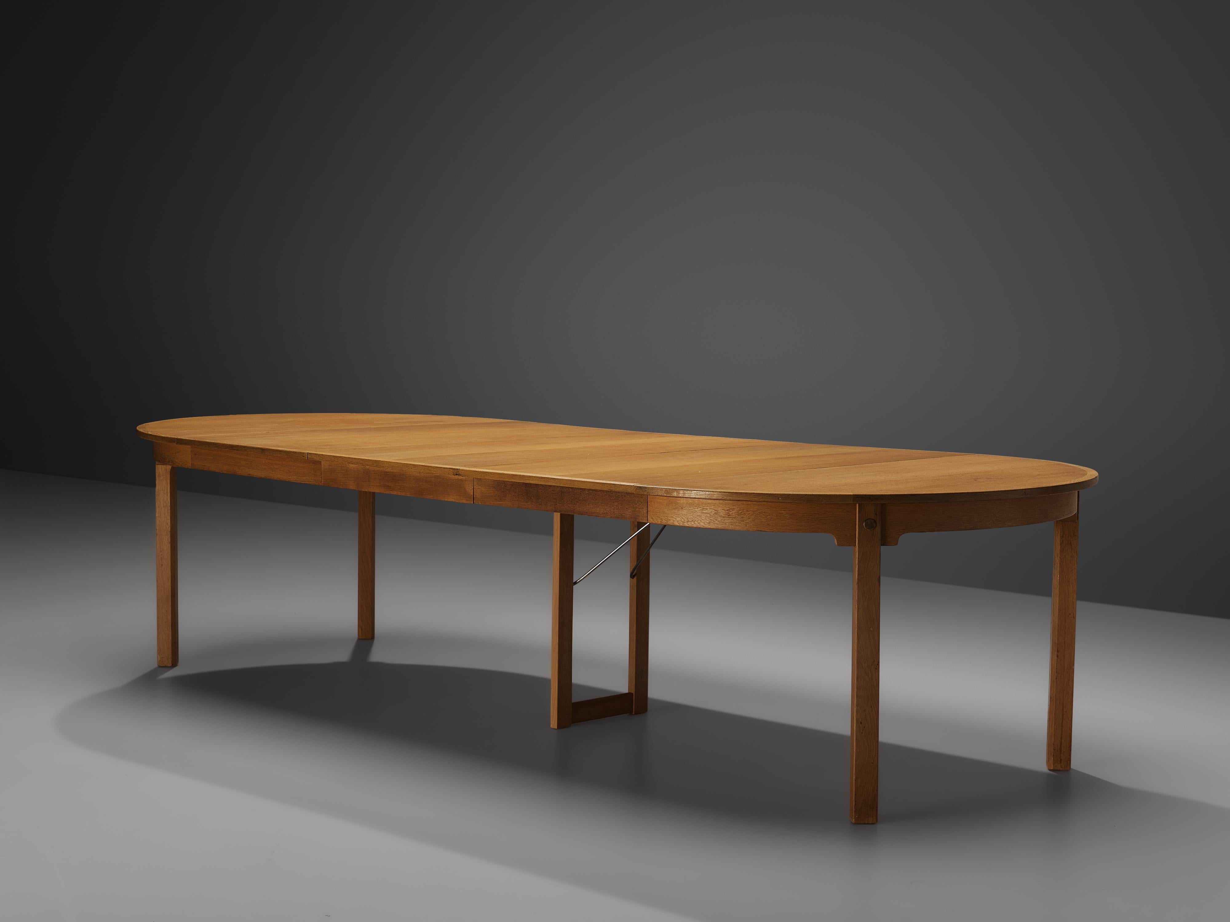 Mid-20th Century Danish Dining Table in Oak with Three Extension Leaves
