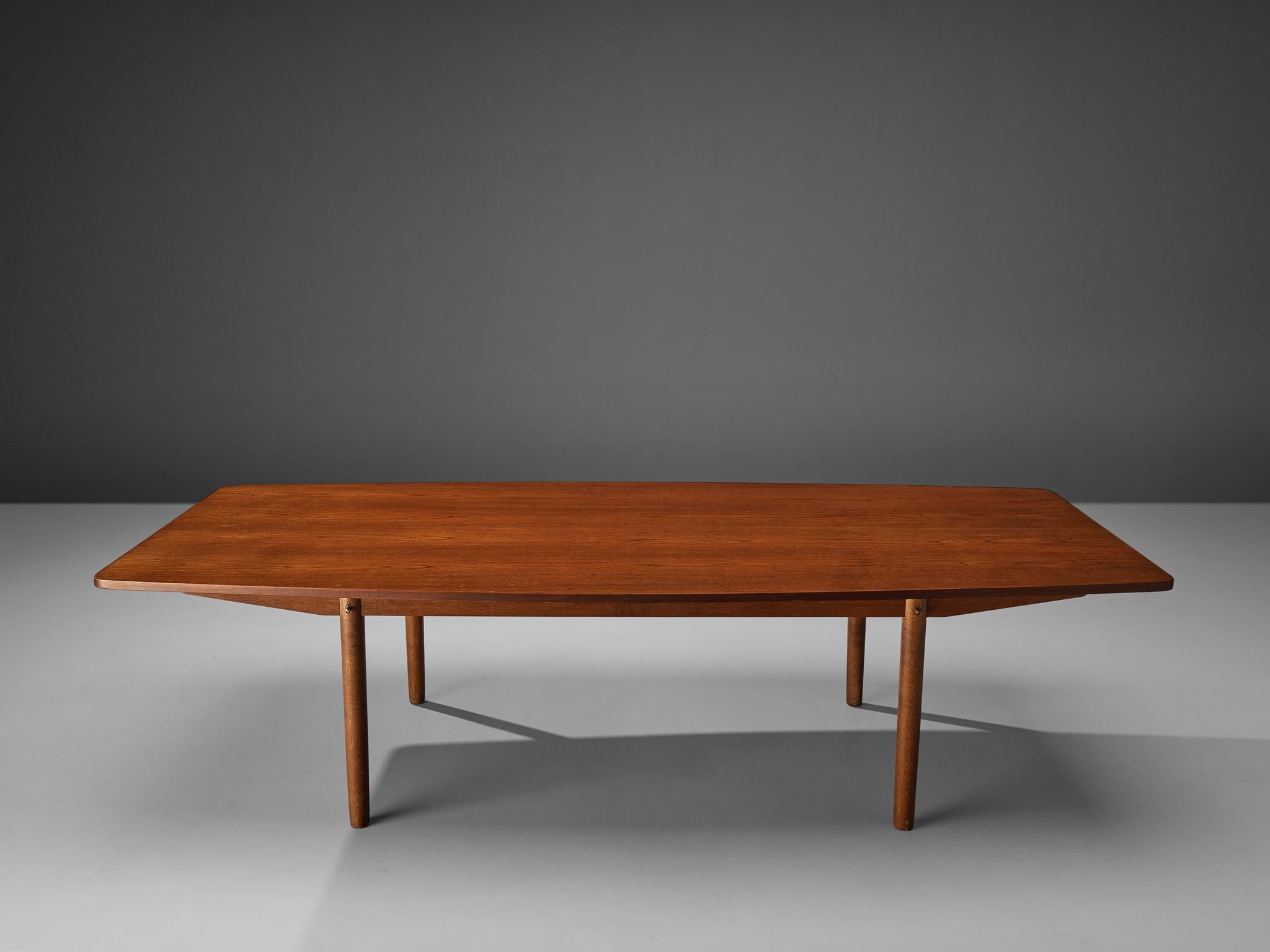 Danish Dining Table in Teak with Boat-Shaped Top 1