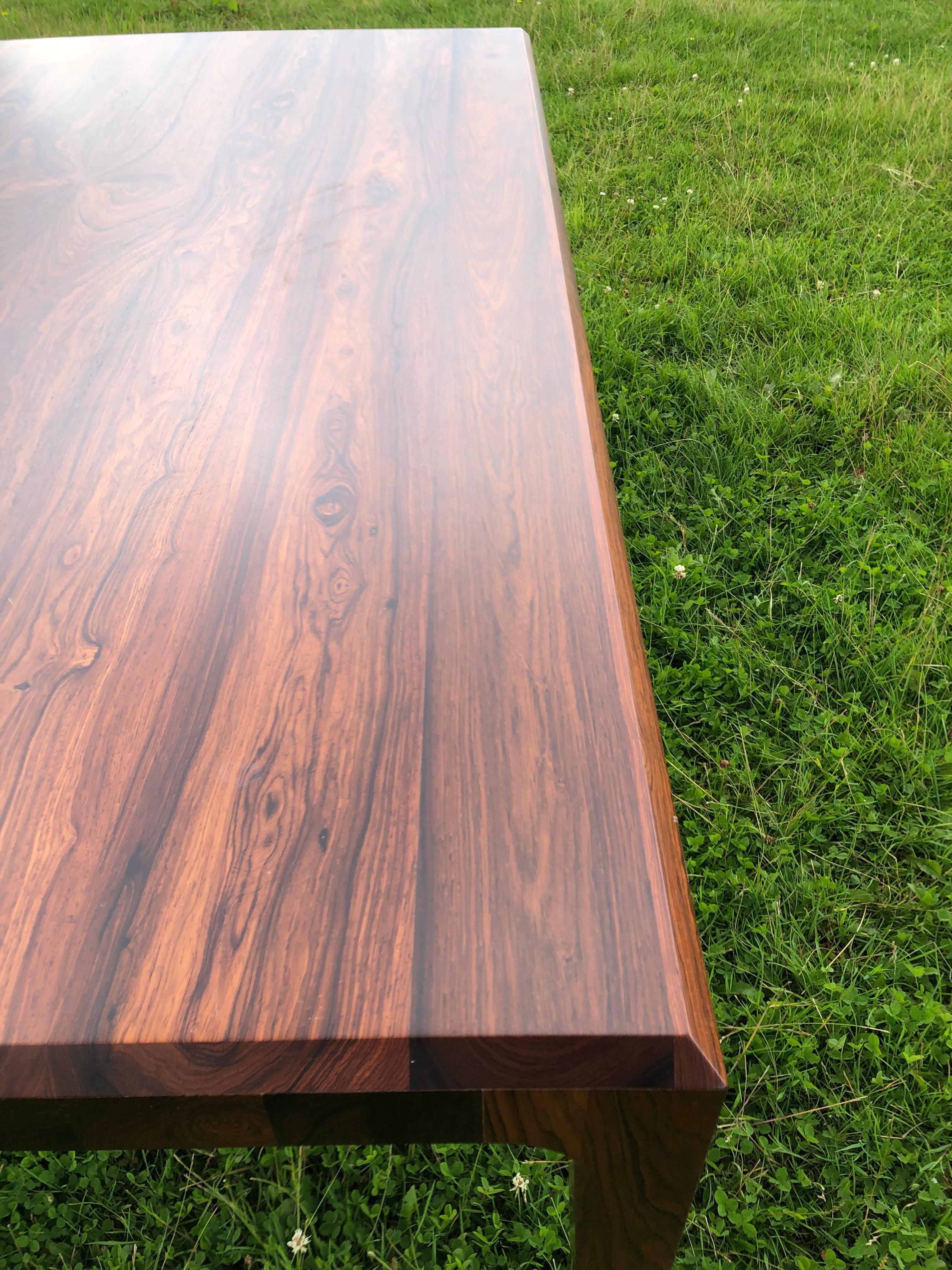Danish Dining Table of Solid Rosewood  For Sale 7