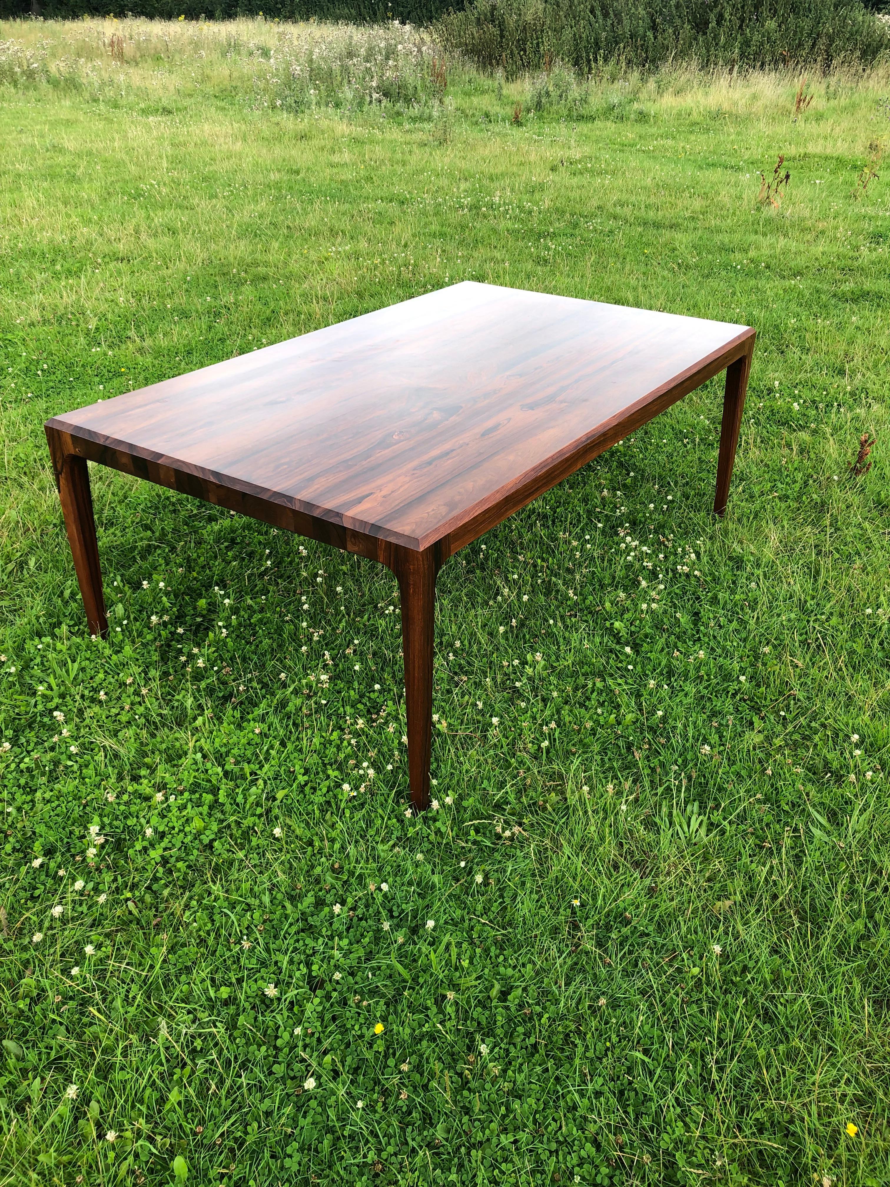 Danish Dining Table of Solid Rosewood  For Sale 14