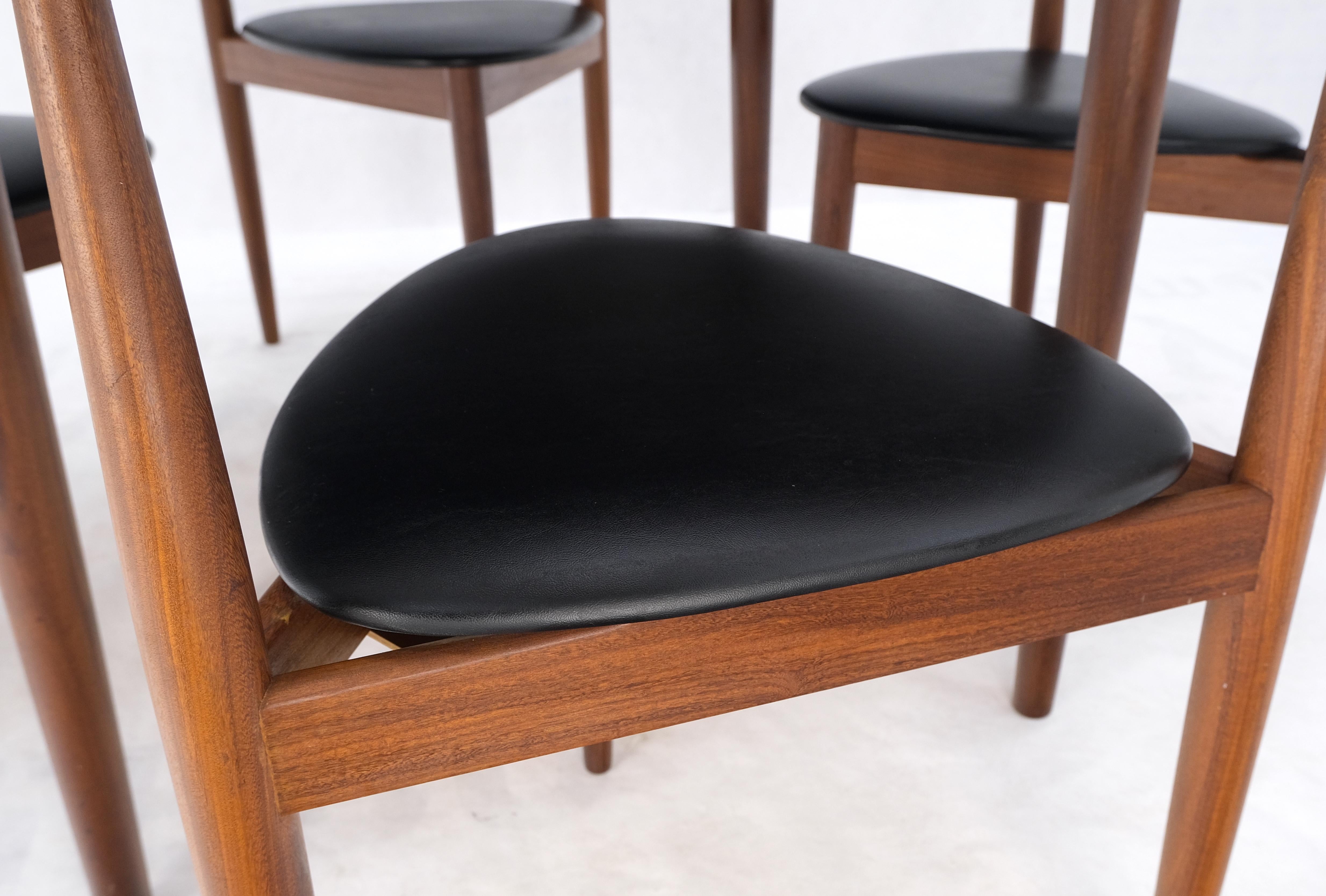 Danish Dining Teak Chairs Table Set 