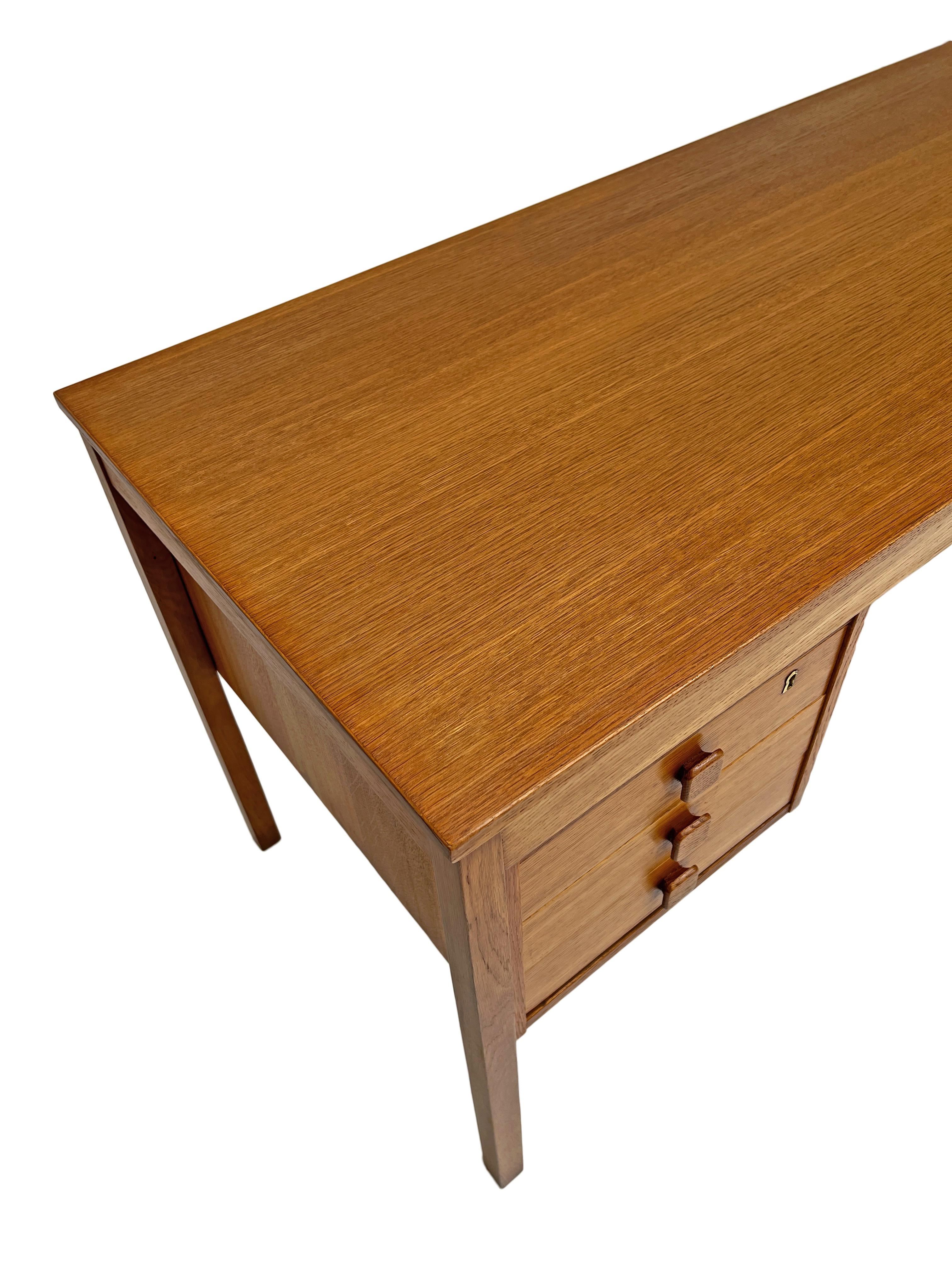 Danish Domino Møbler Oak Double Pedestal Writing Desk Mid Century 1960s For Sale 3