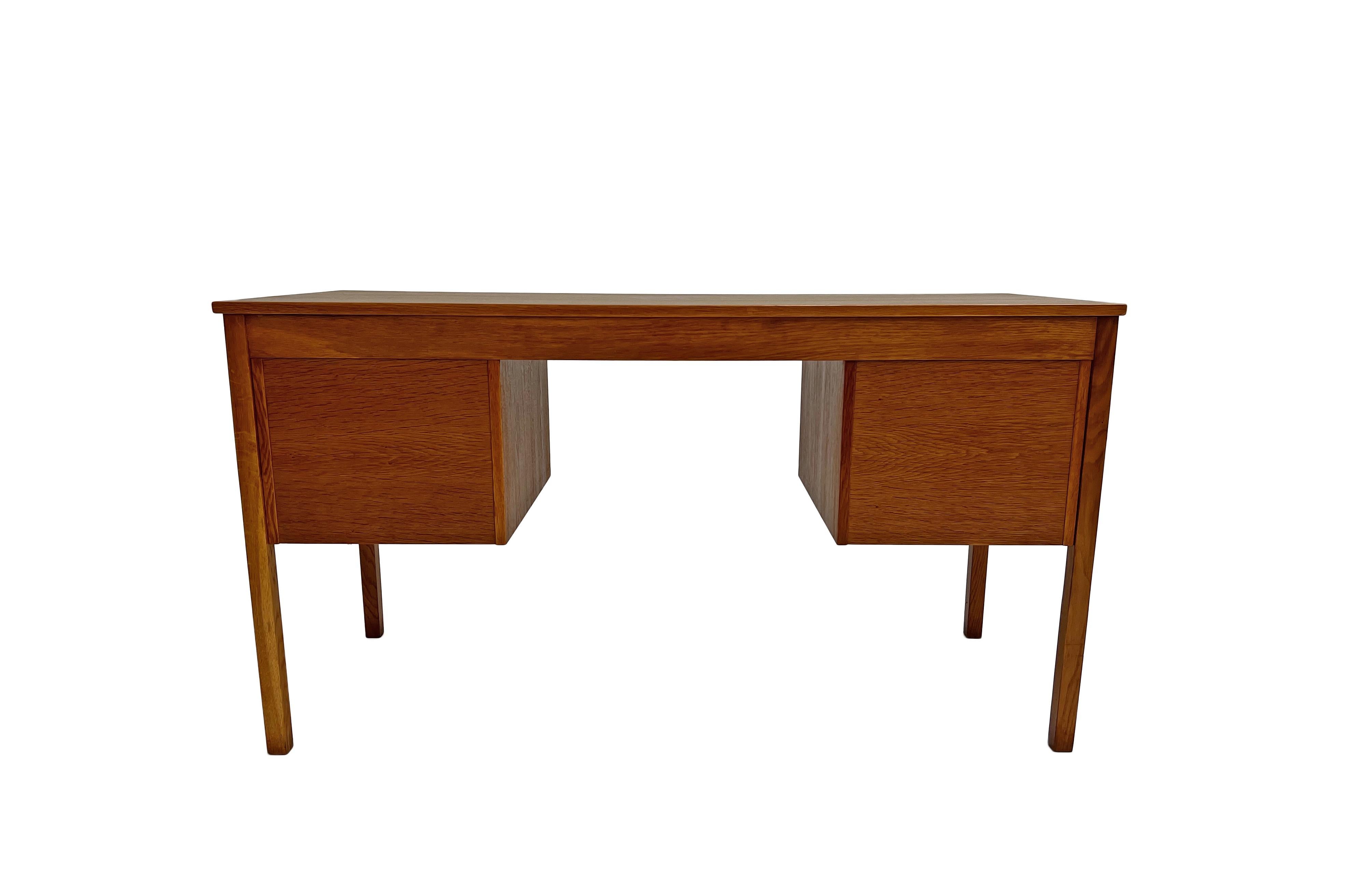 Danish Domino Møbler Oak Double Pedestal Writing Desk Mid Century 1960s For Sale 4