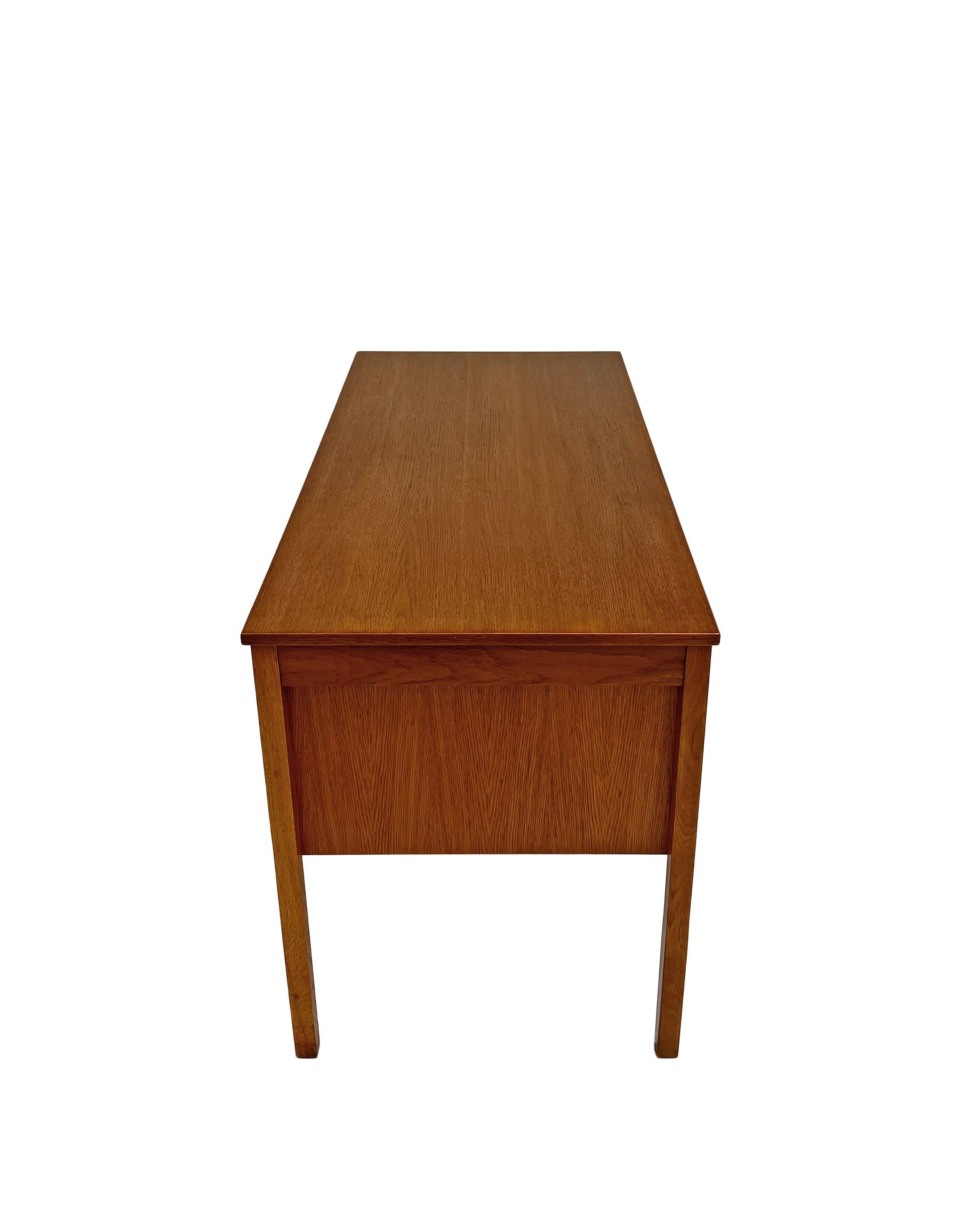Mid-Century Modern Danish Domino Møbler Oak Double Pedestal Writing Desk Mid Century 1960s For Sale