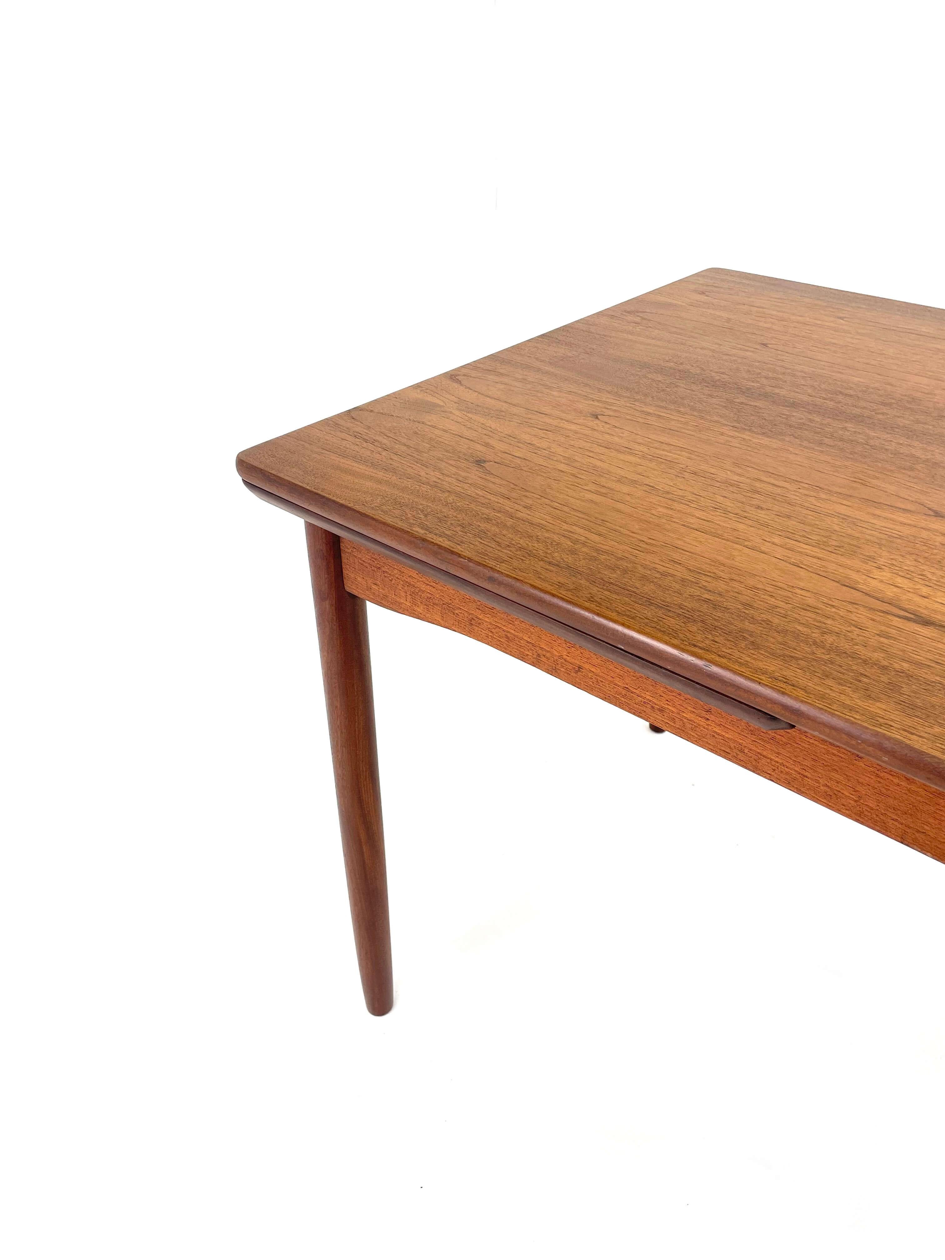 Danish Draw Leaf Table in Teak 10