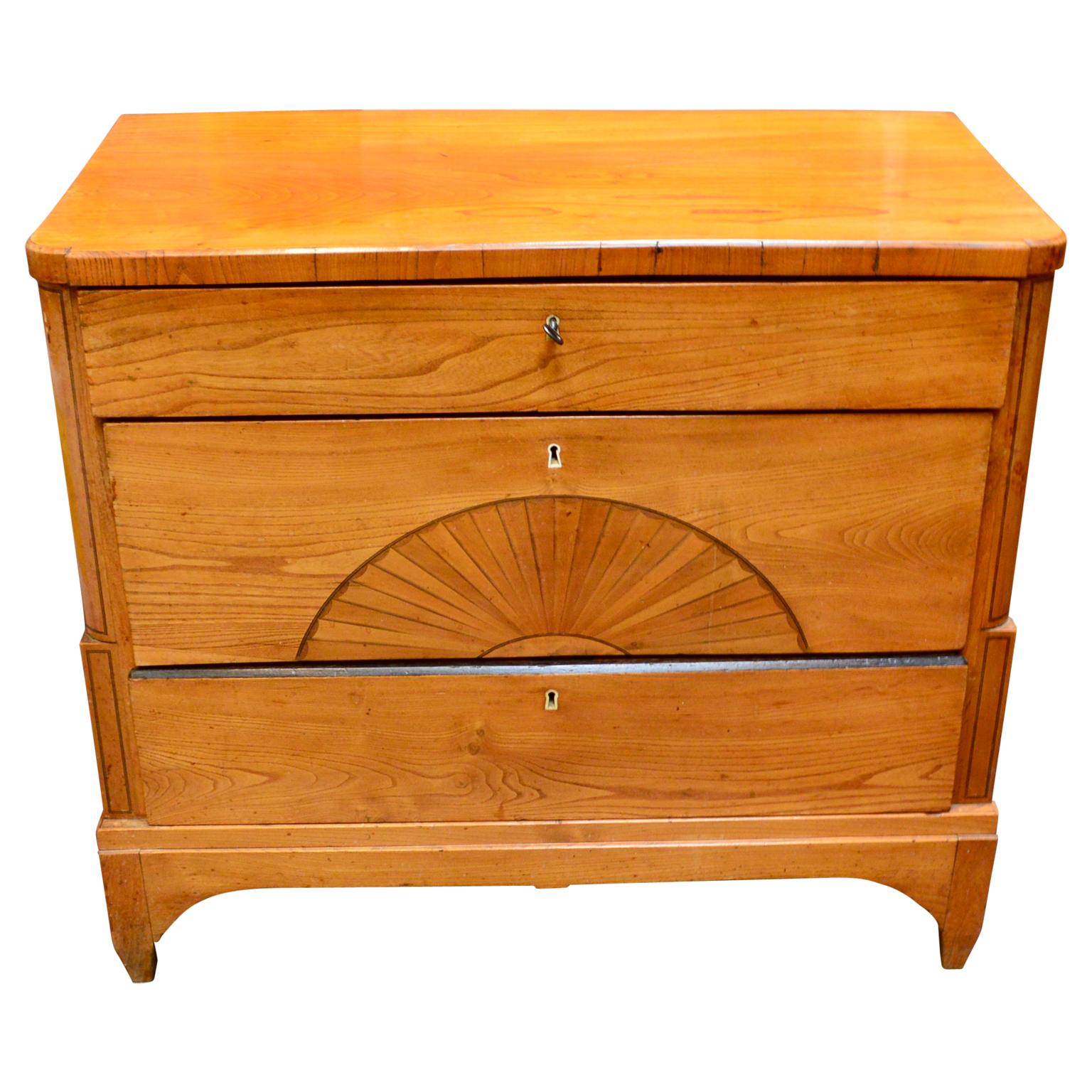 European Danish Early 19th Century Biedermeier Pine Dresser