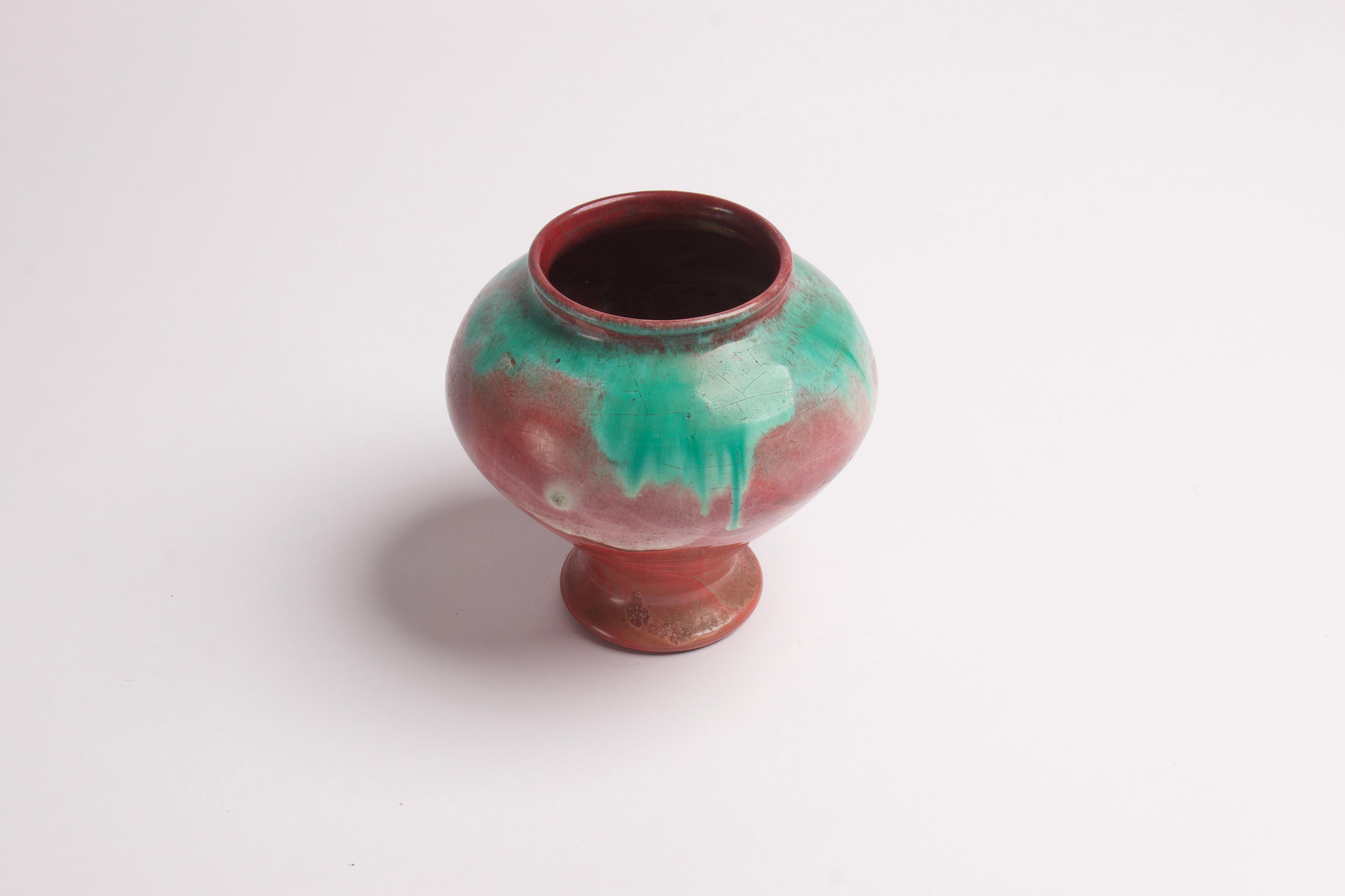 Scandinavian Modern Danish earthenware vase decorated with green and red luster glaze For Sale