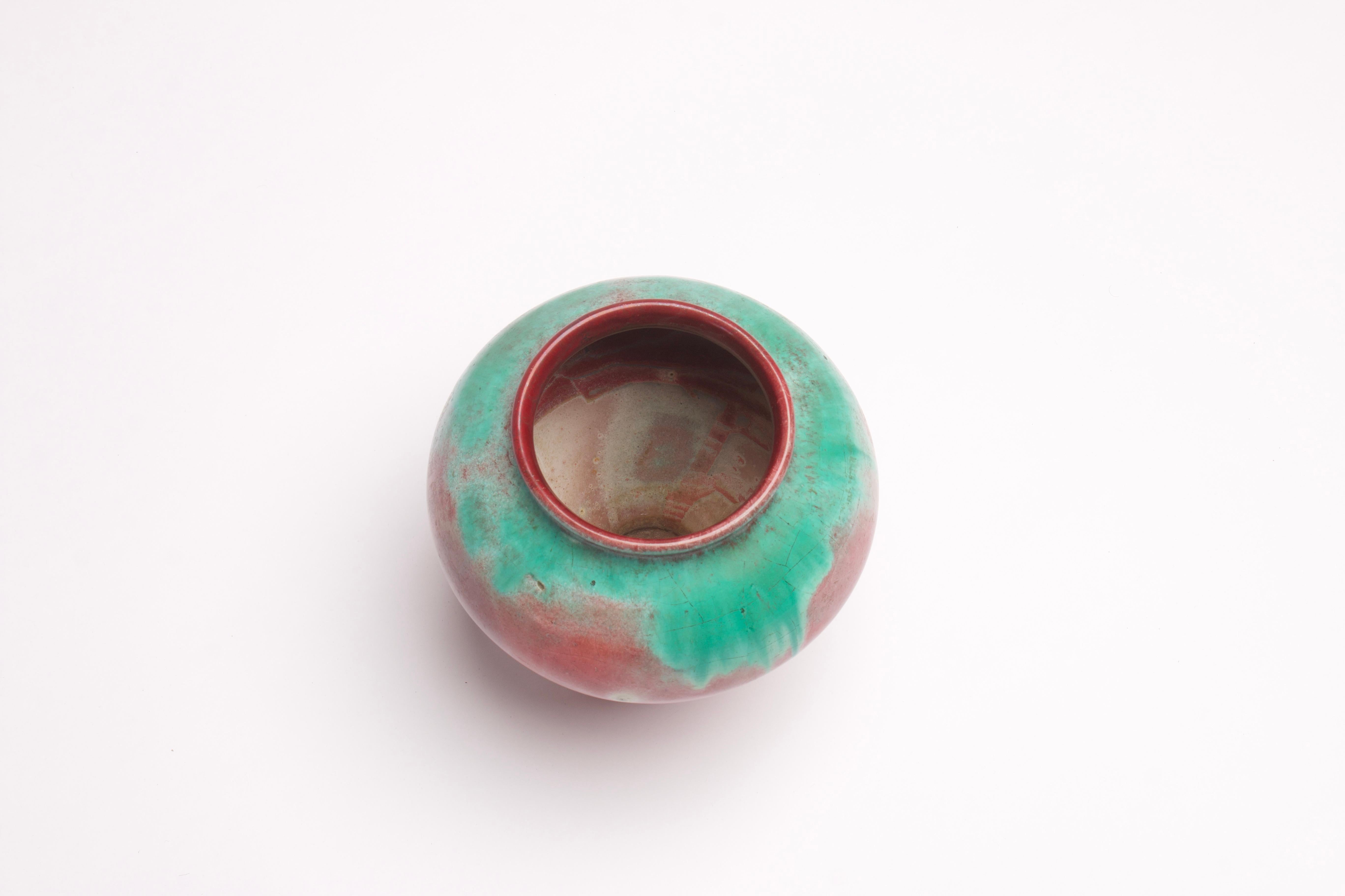 Glazed Danish earthenware vase decorated with green and red luster glaze For Sale