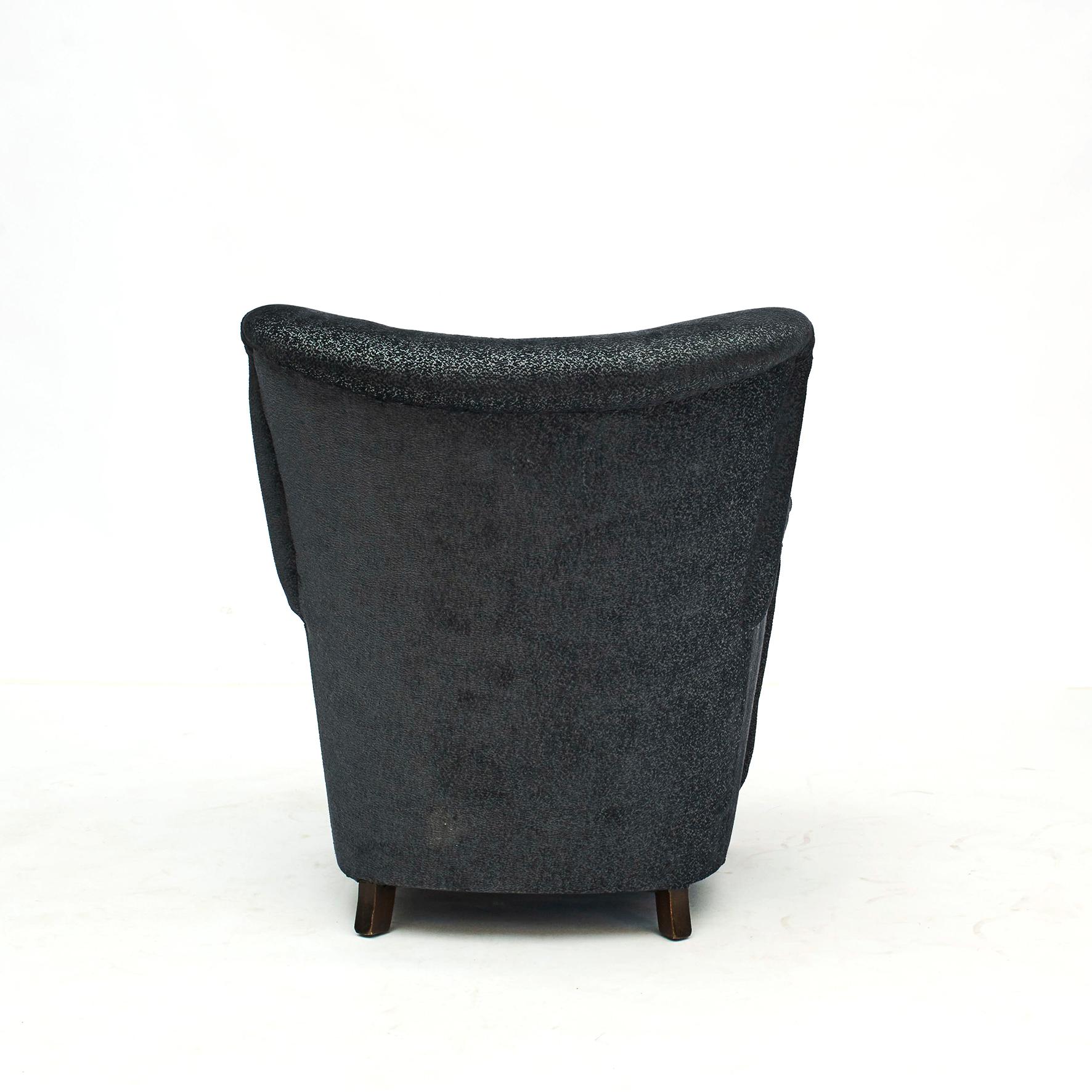 Modern Danish Easy Chair Approx. 1940-1950 For Sale
