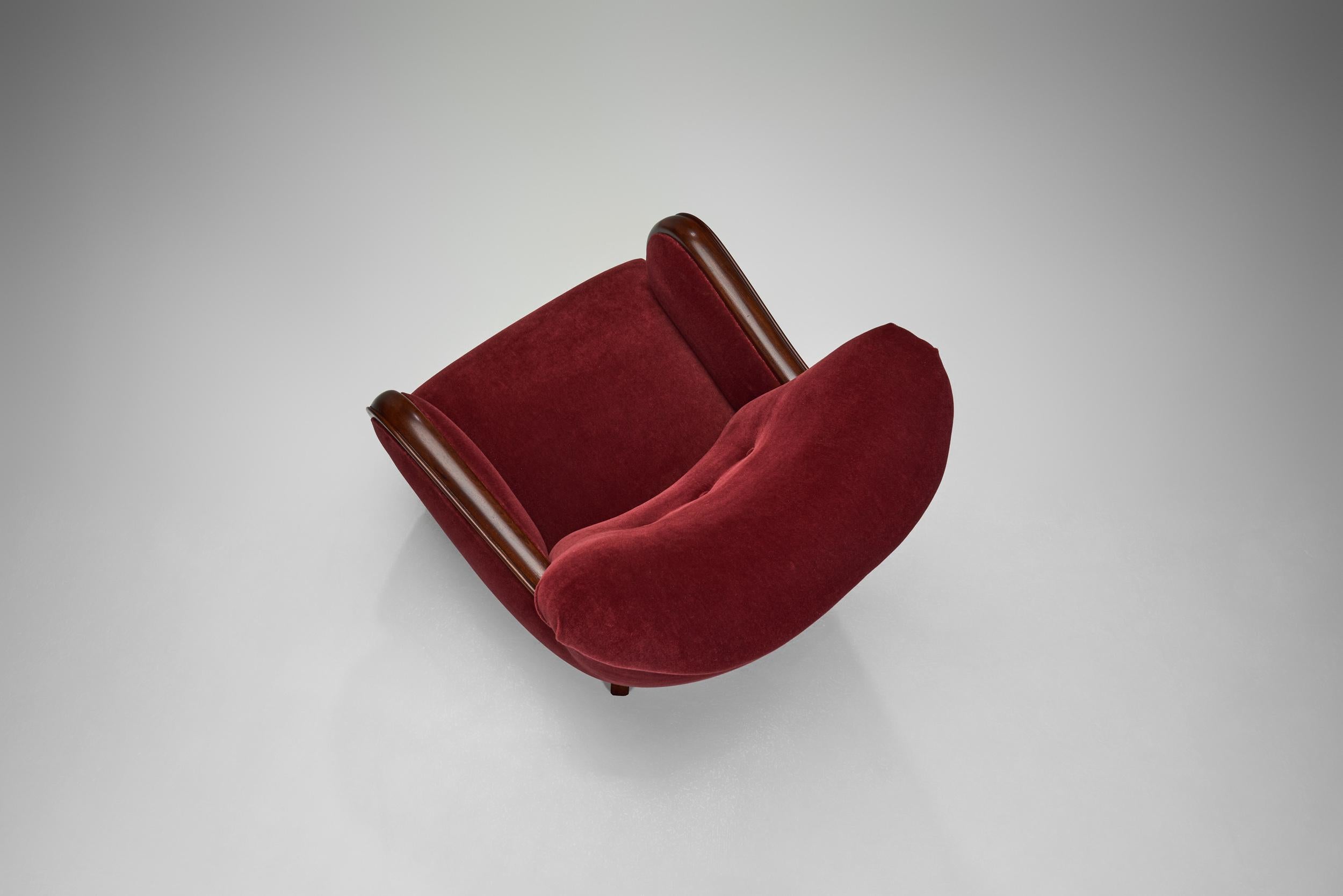 Danish Easy Chair in Dark Red Mohair and  Stained Beech Frame, Denmark ca 1940s For Sale 1