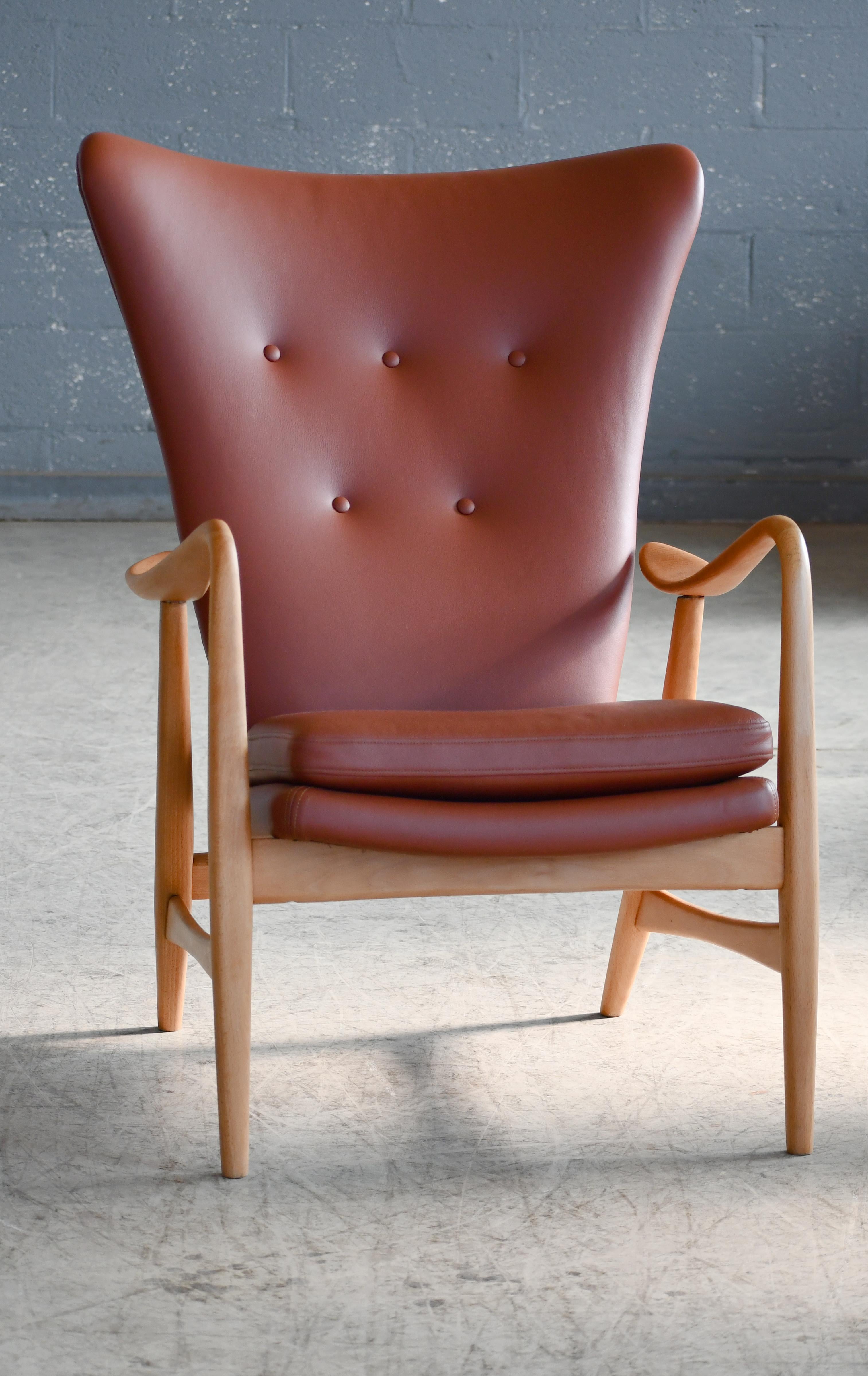 Mid-Century Modern Danish Easy chair with Beech Frame Reupholstered in a Light Brown Leather, 1950s For Sale