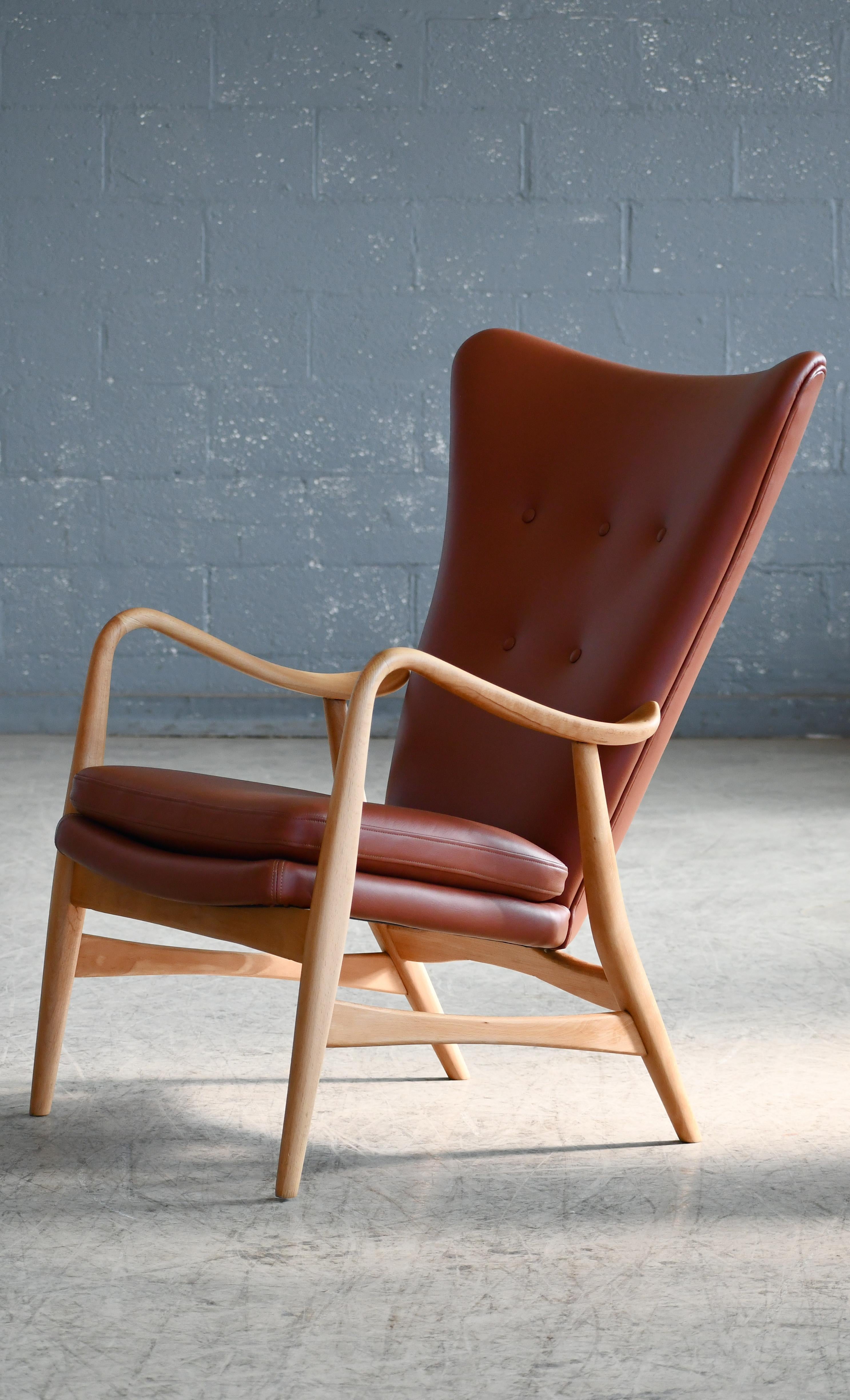 Mid-20th Century Danish Easy chair with Beech Frame Reupholstered in a Light Brown Leather, 1950s For Sale