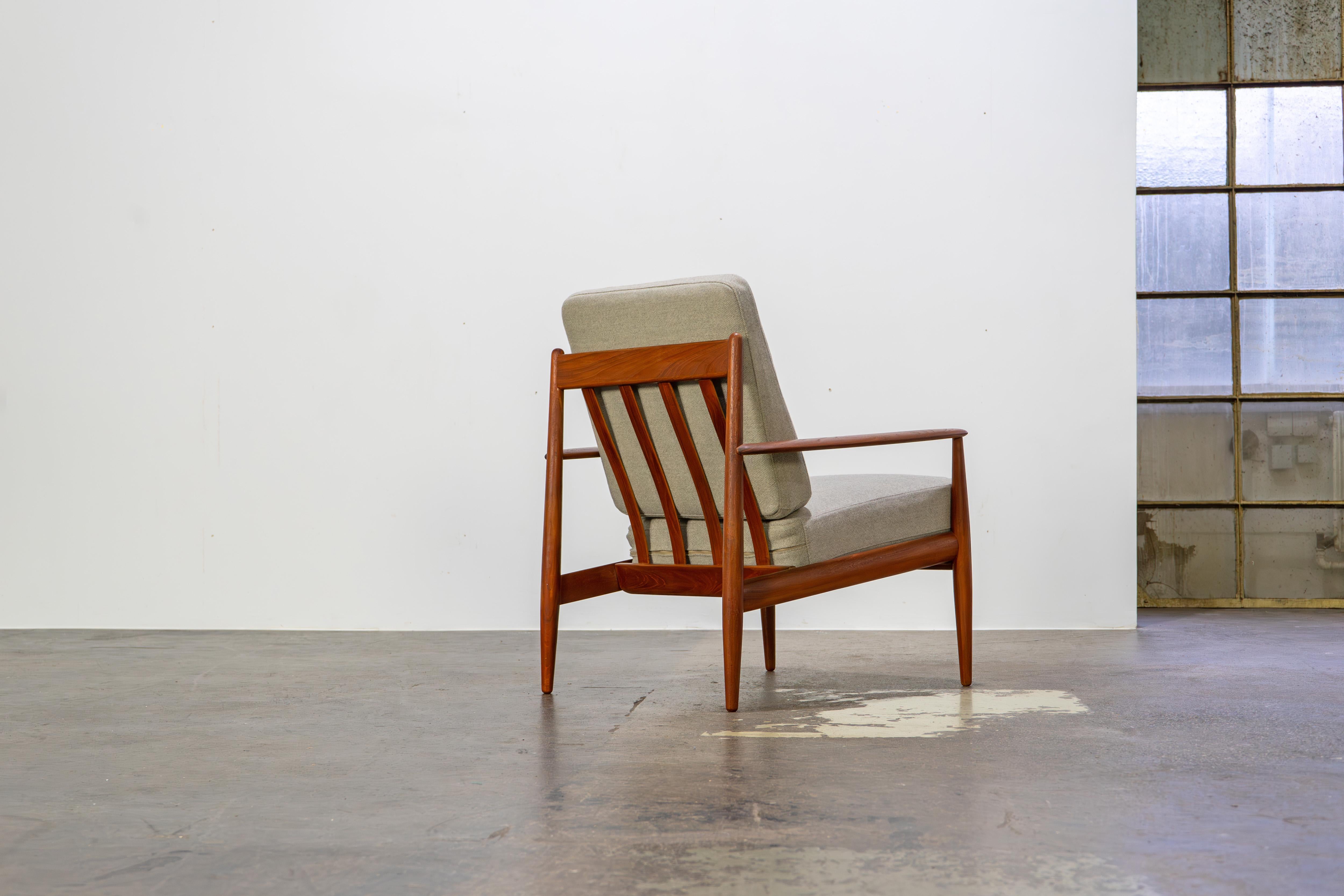 Danish Easy Chairs by Grete Jalk France & Daverkosen, Teak and Kvadrat Fabric 5