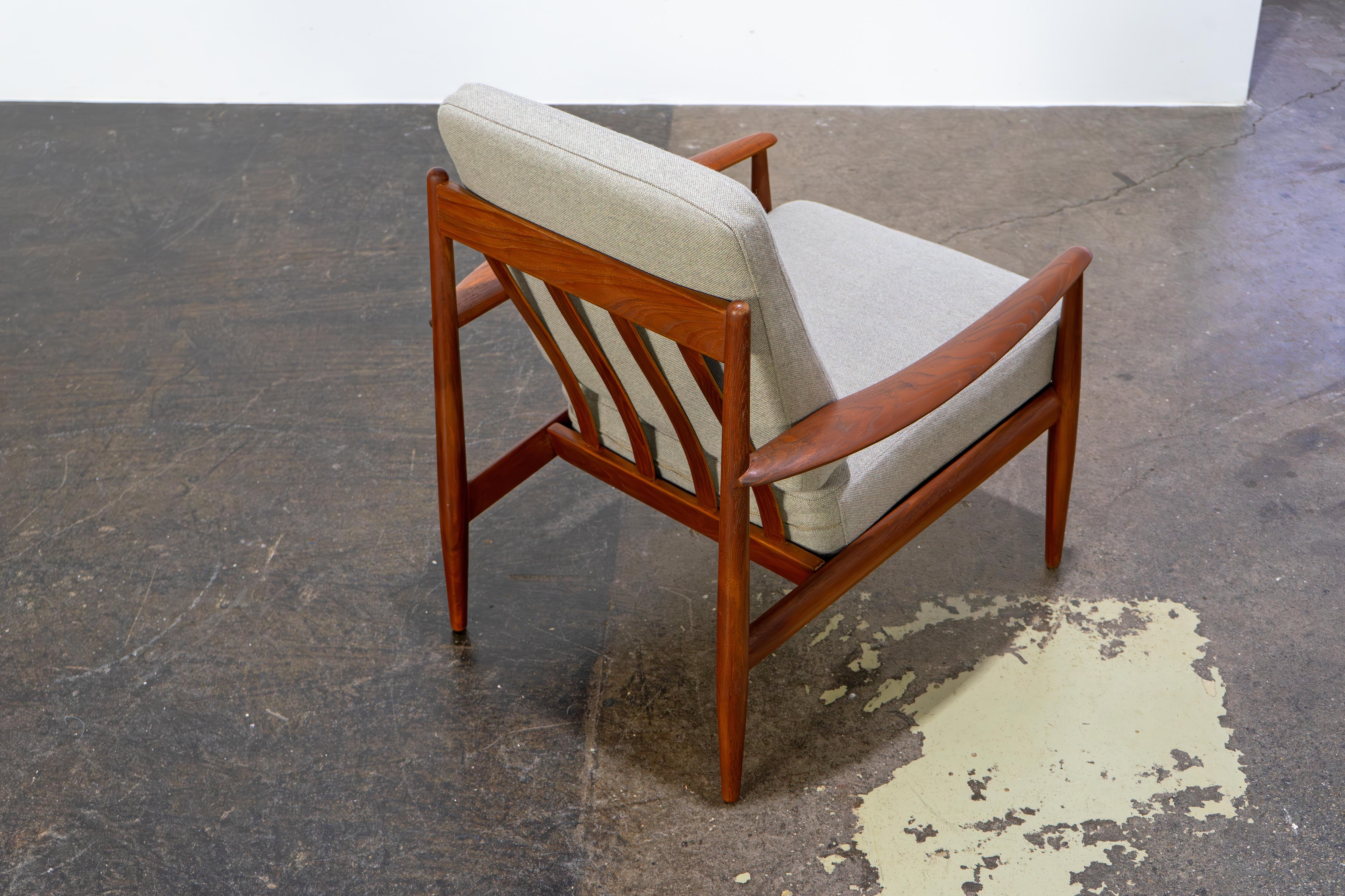 Danish Easy Chairs by Grete Jalk France & Daverkosen, Teak and Kvadrat Fabric 6