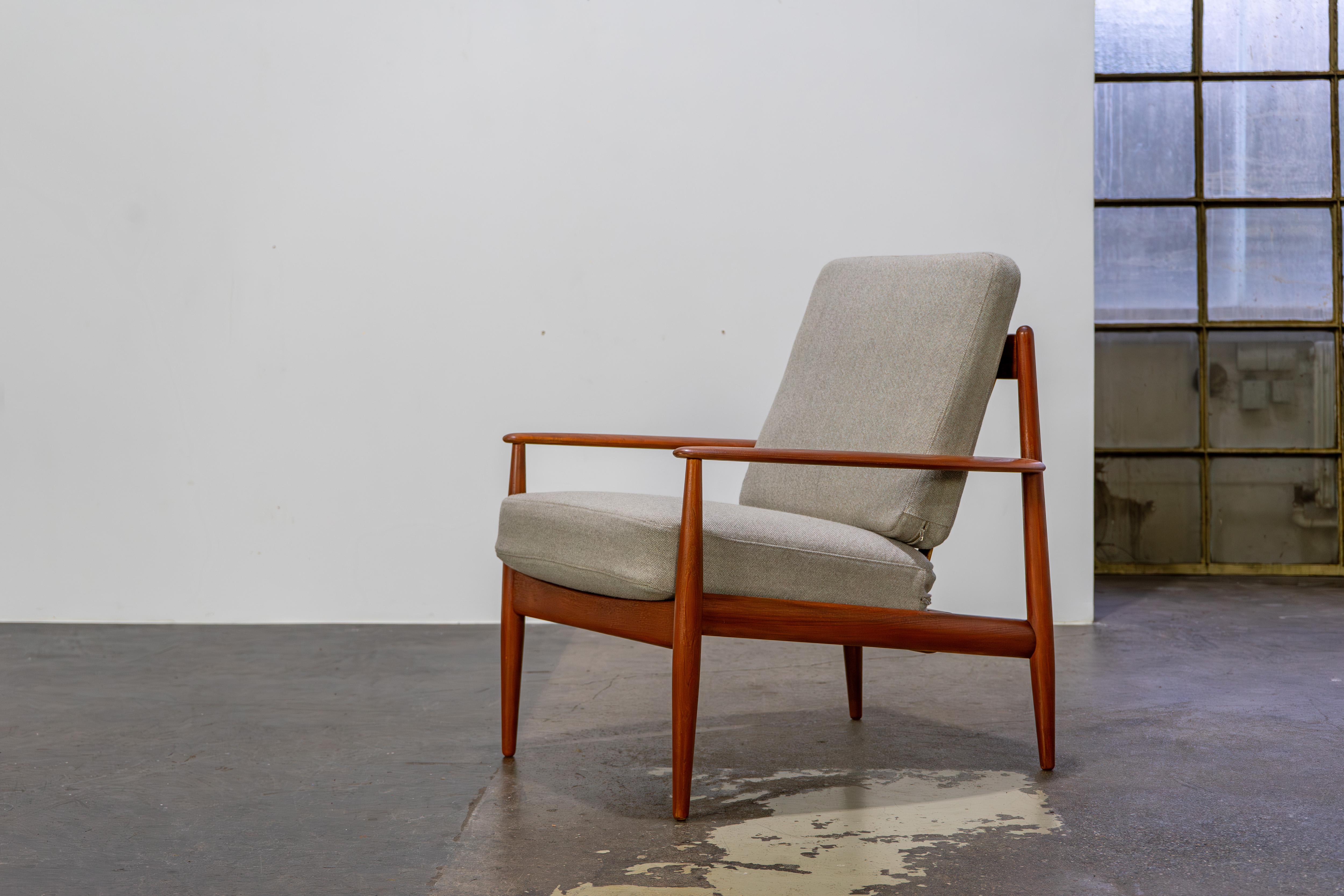 Danish Easy Chairs by Grete Jalk France & Daverkosen, Teak and Kvadrat Fabric 7
