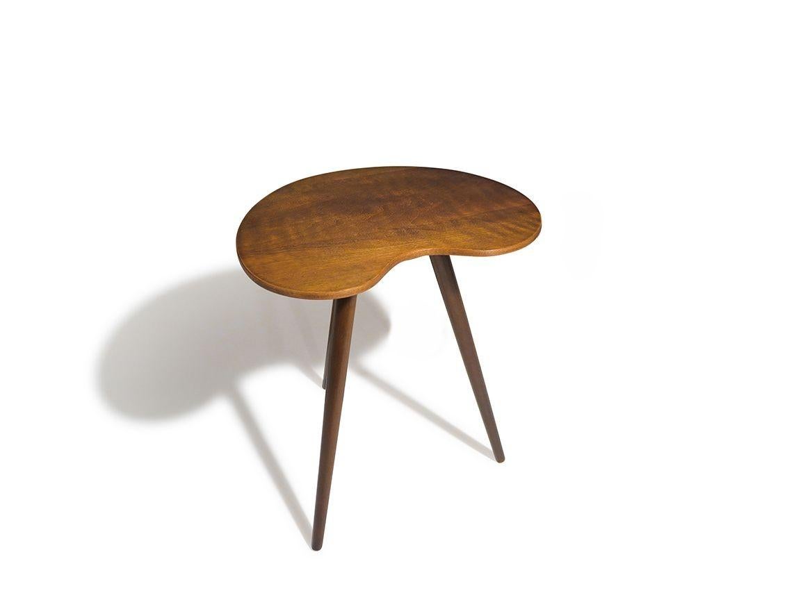 Table d'appoint danoise en noyer Edmund Jorgensen en forme de rein en vente 2