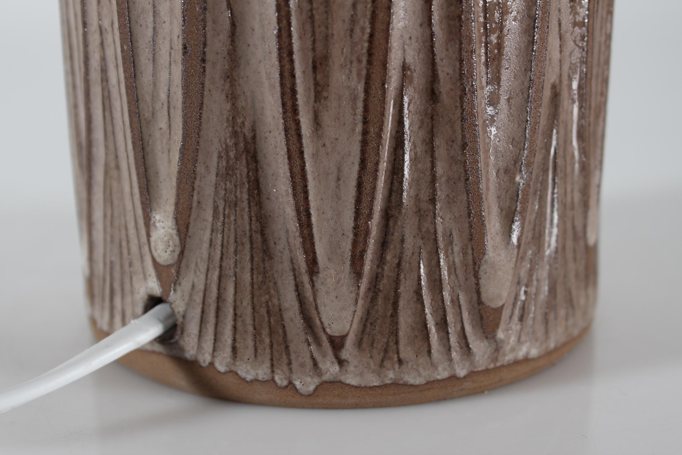 Ceramic Danish Einar Johansen Table Lamp With Graphical Design and Light Brown Glaze 60s For Sale