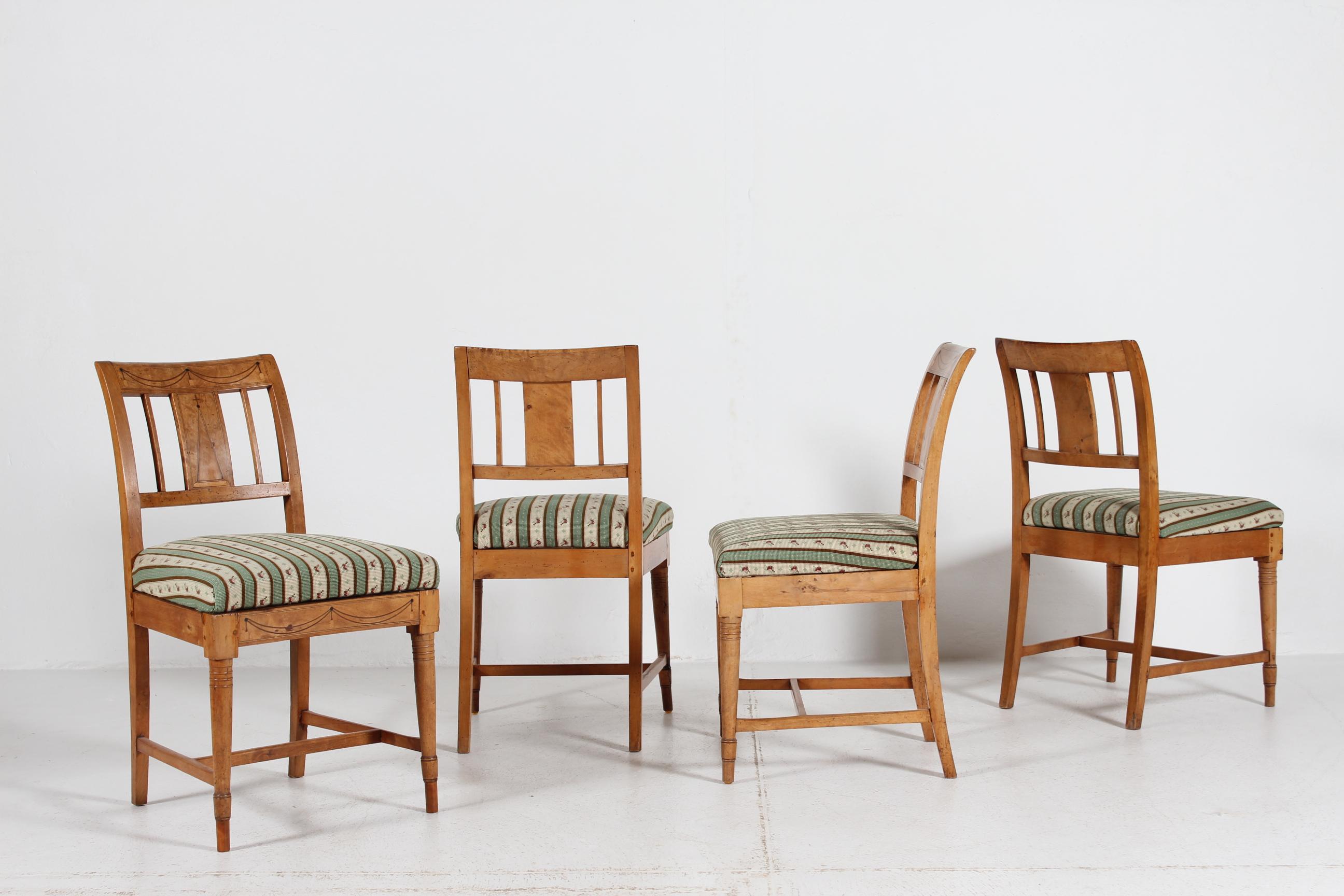 Danish Empire Set of 4 Small Chairs, Elm Wood with Hand Embroidered Seats 1850s im Angebot 6