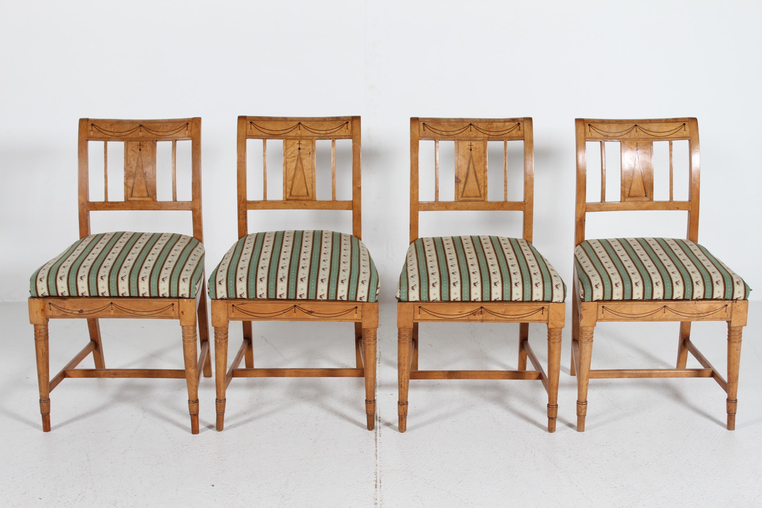 Danish Empire Set of 4 Small Chairs, Elm Wood with Hand Embroidered Seats 1850s im Angebot 1