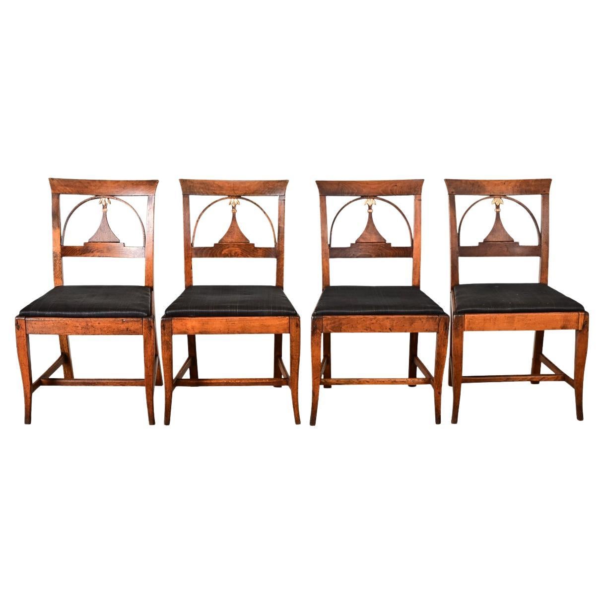 Juego Imperio Danés de Cuatro Sillas de Comedor de Caoba