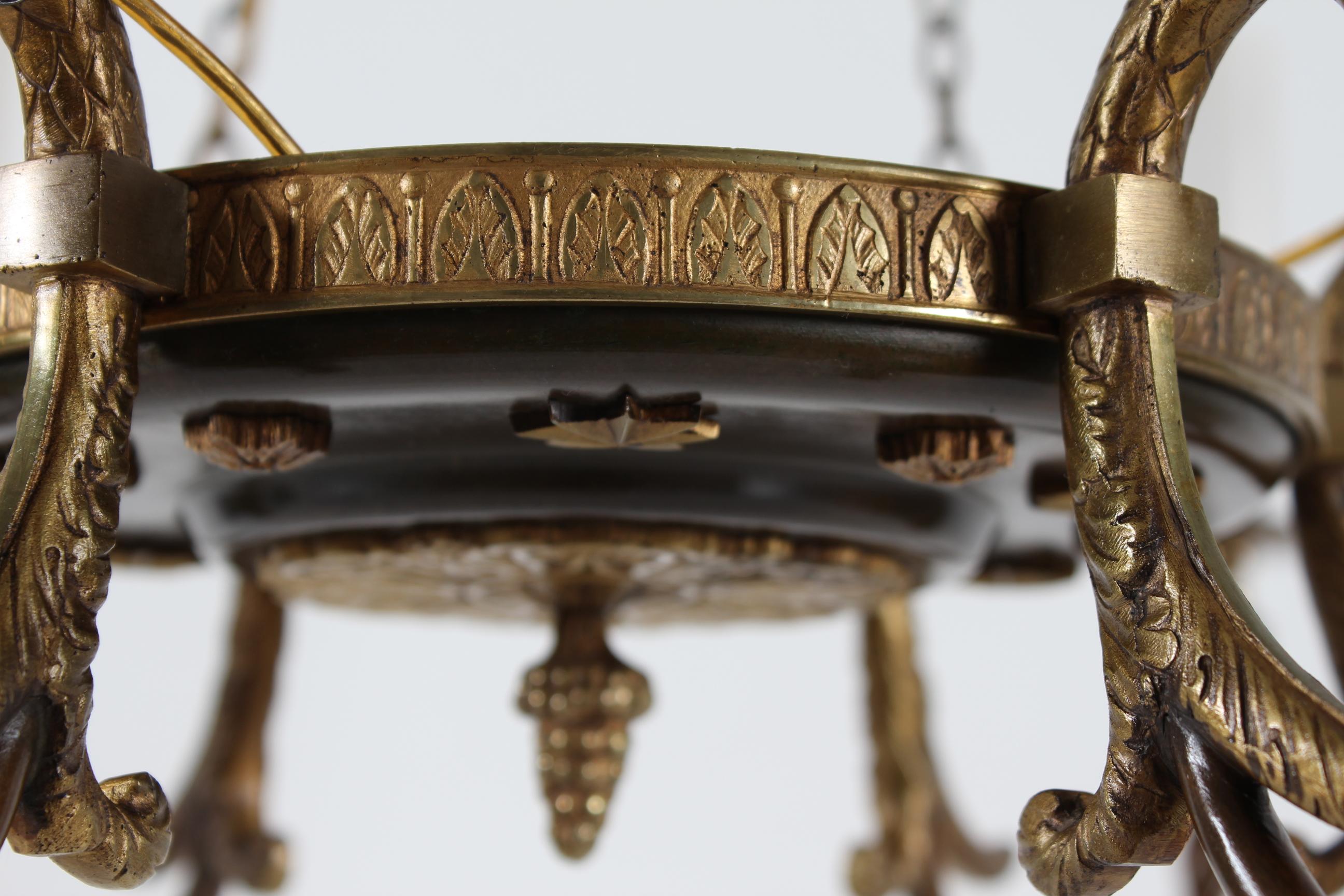 Dänischer Empire-Stil Großer Kronleuchter aus vergoldetem + braunem Metall Frauenfiguren 1920er Jahre 1