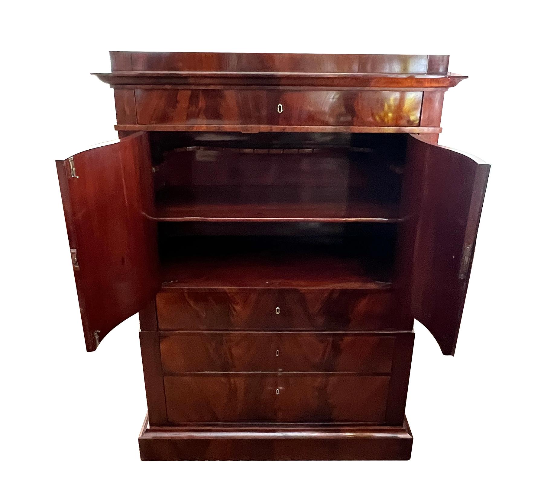Early 19th Century Danish Empire Tall Chest of Drawers in Book-Matched Flame Mahogany Veneer For Sale