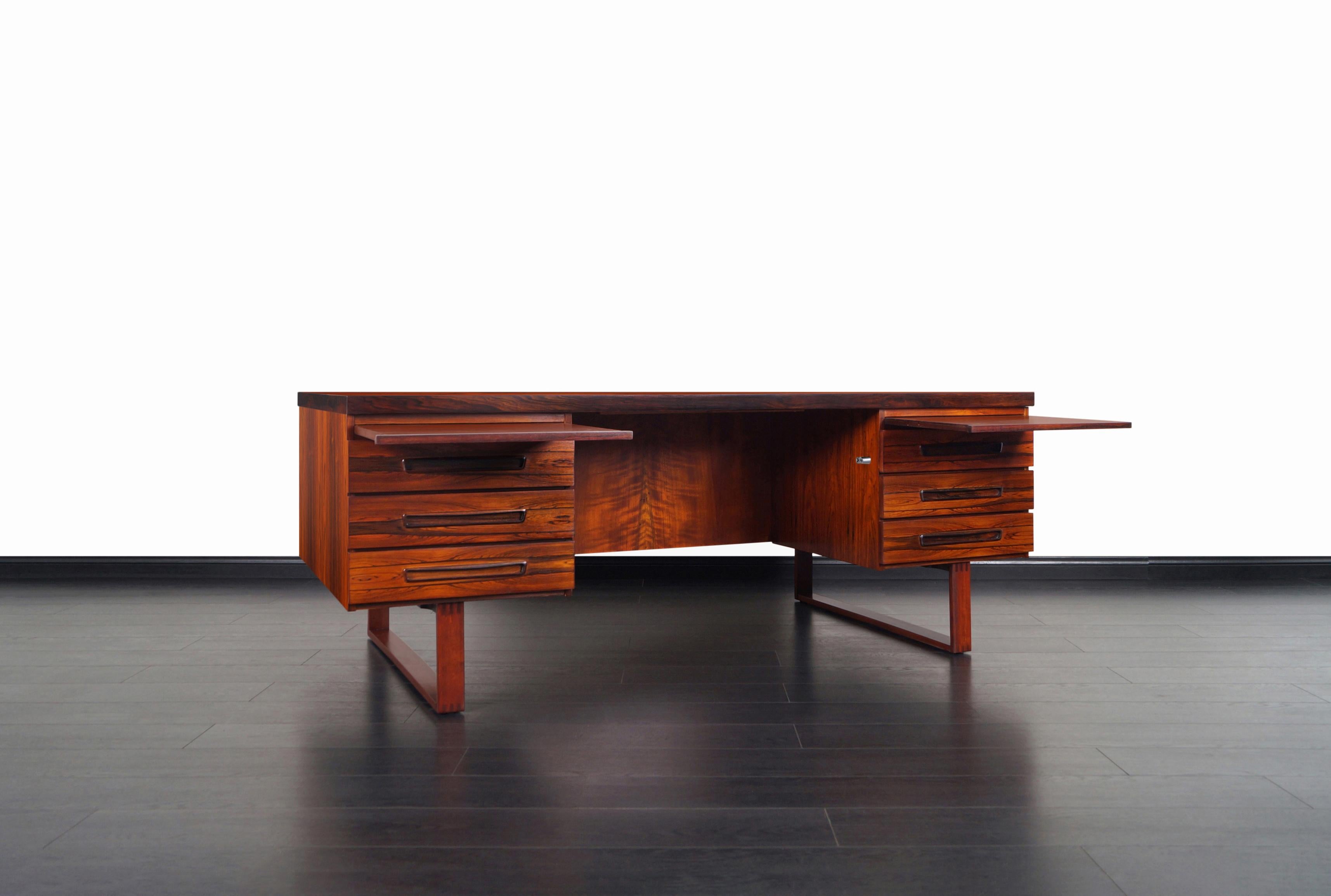 Mid-20th Century Danish Modern Executive Rosewood Desk by Henning Jensen and Torbin Valeur